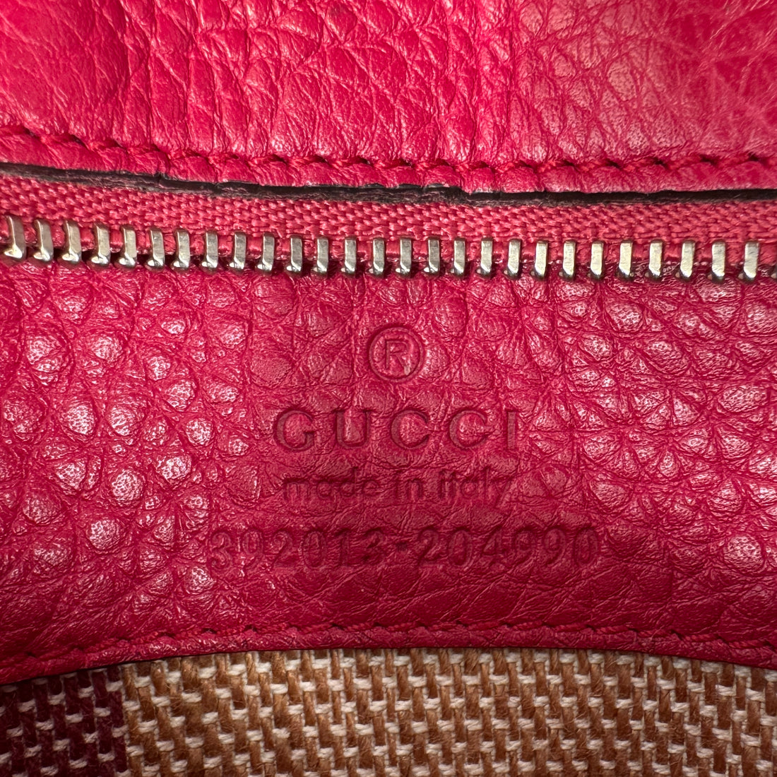 Gucci small bamboo daily hot pink handbag