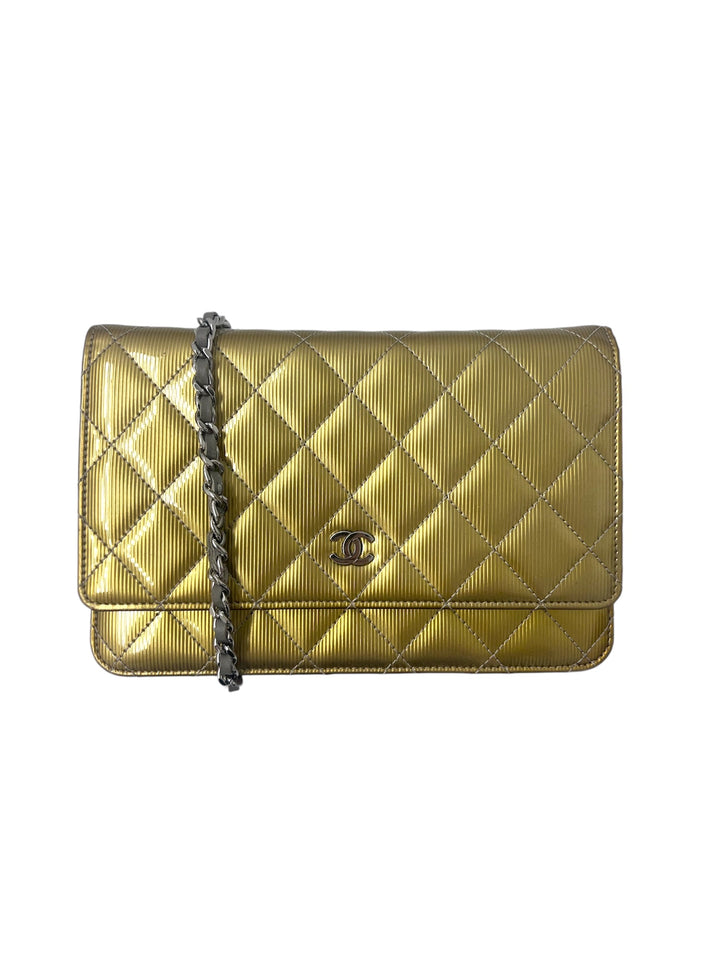 Chanel Patent Classic wallet on chain