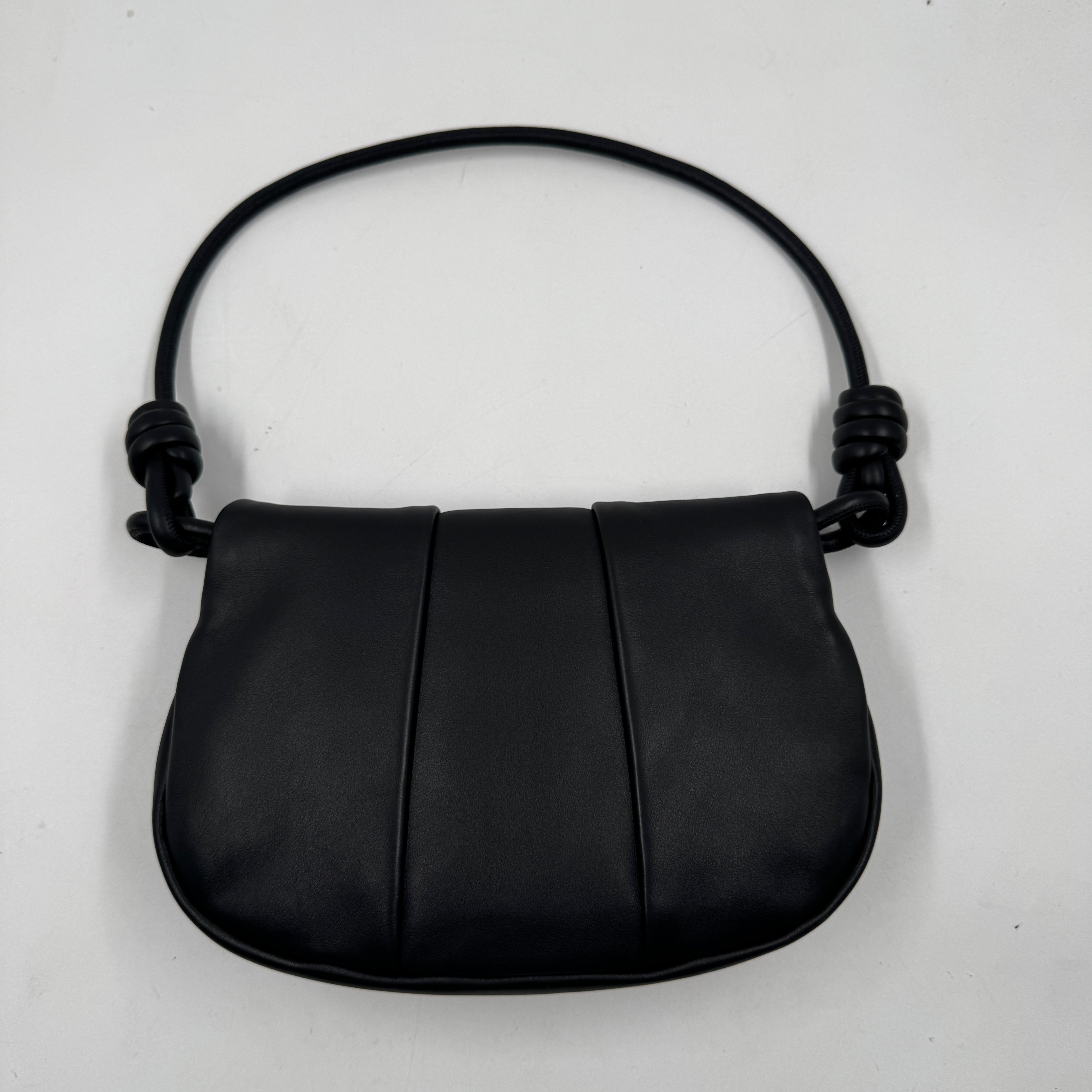 Loewe Knot Leather Shoulder bag LW02