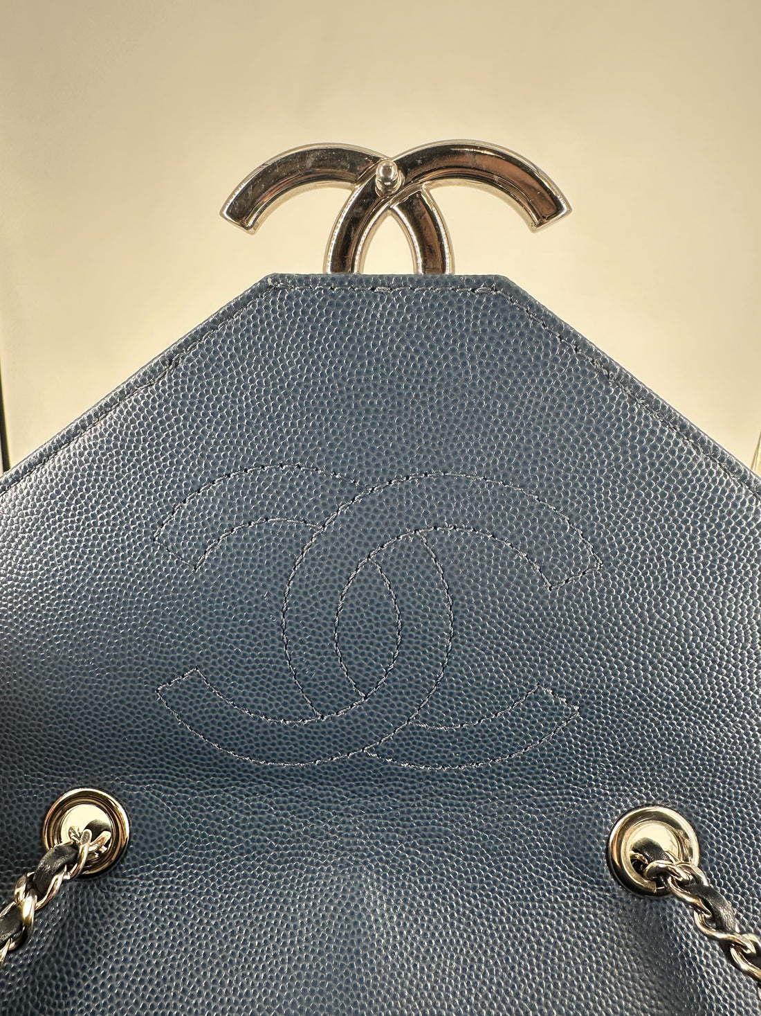 Chanel Caviar Macro Flap Bag Chevron Blue(23***03) CC361AD