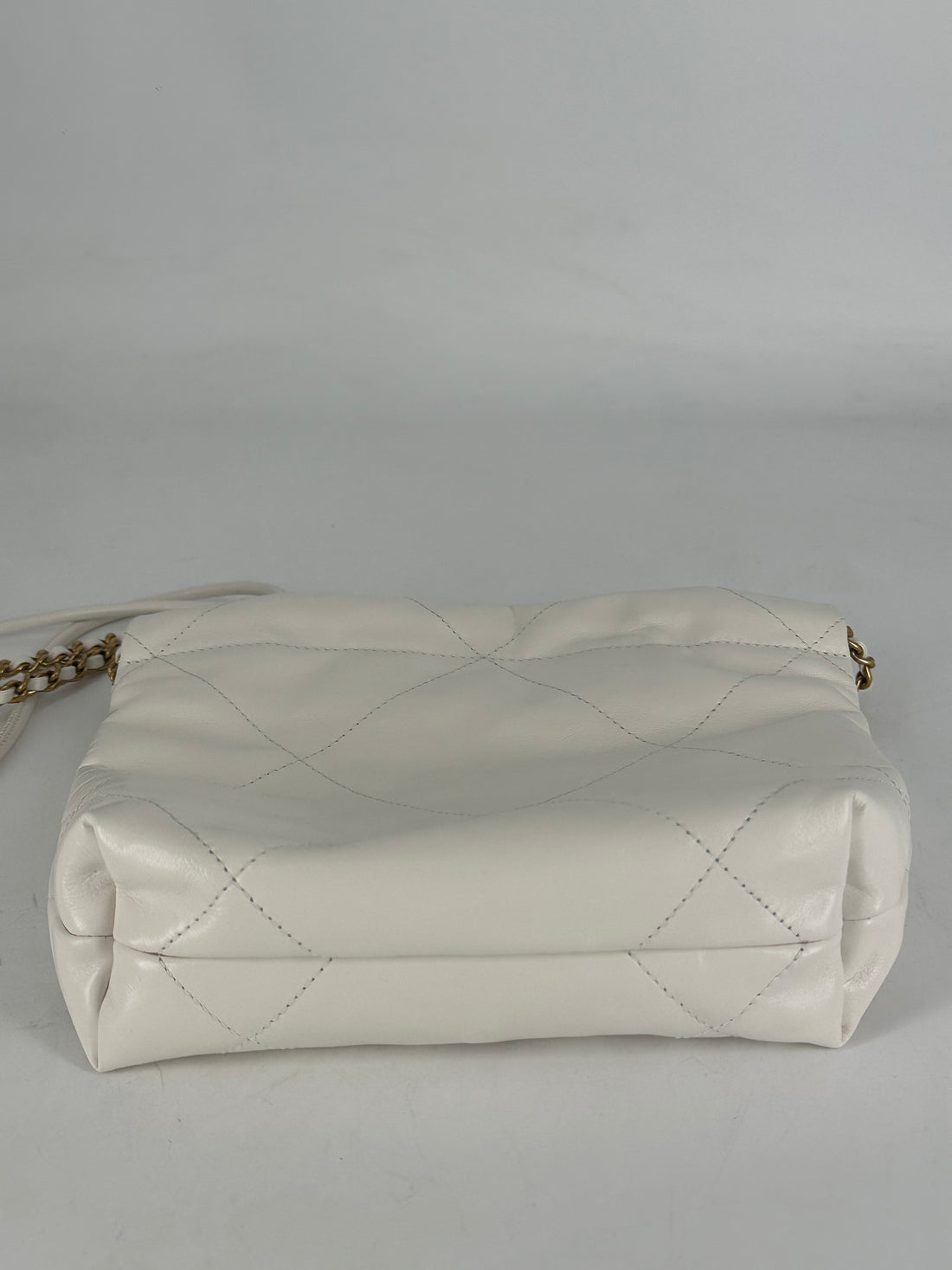 Chanel 22 Bag Mini Calfskin White Microchipped CC364