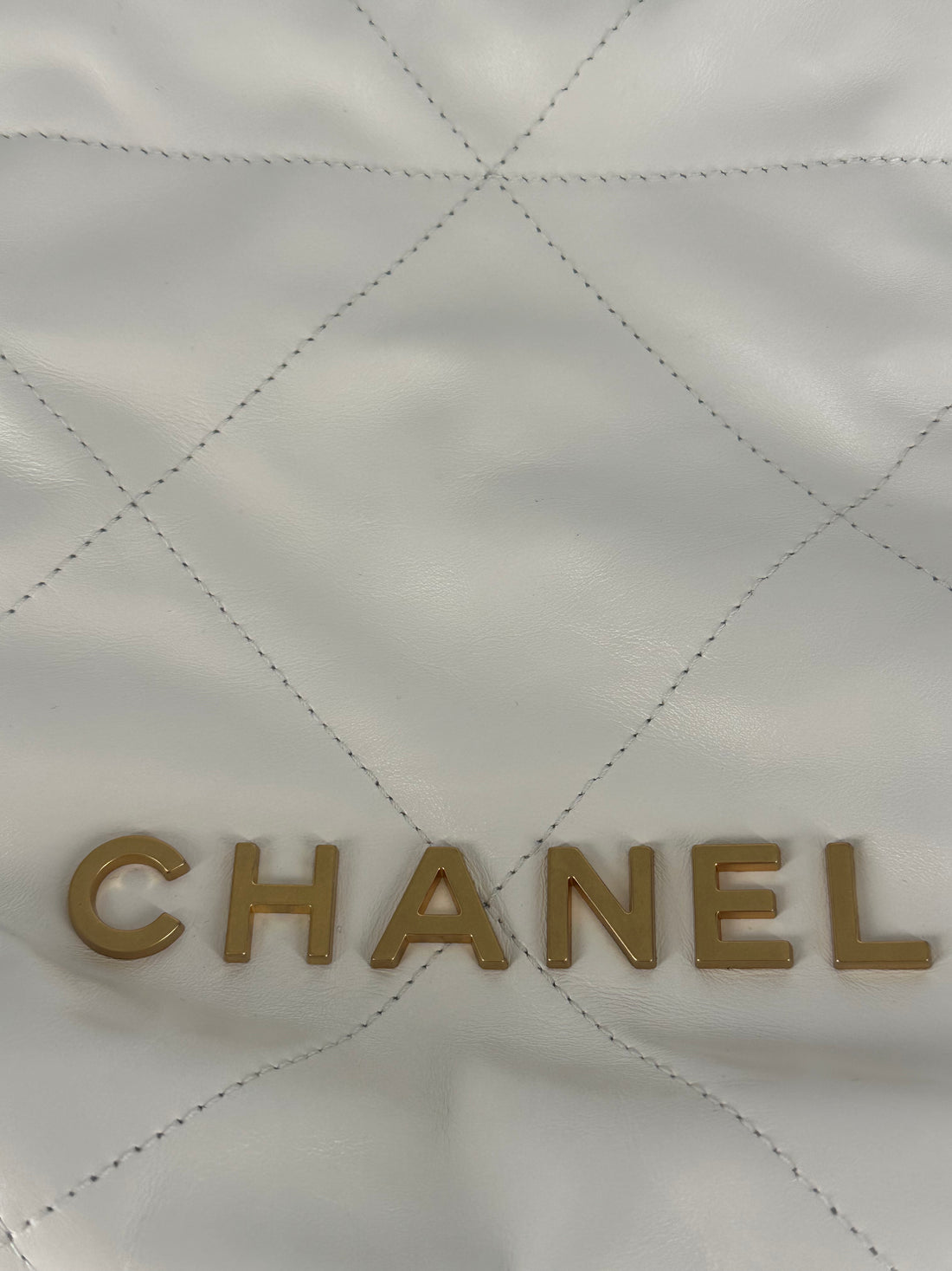 Chanel 22 Bag Mini Calfskin White Microchipped CC364