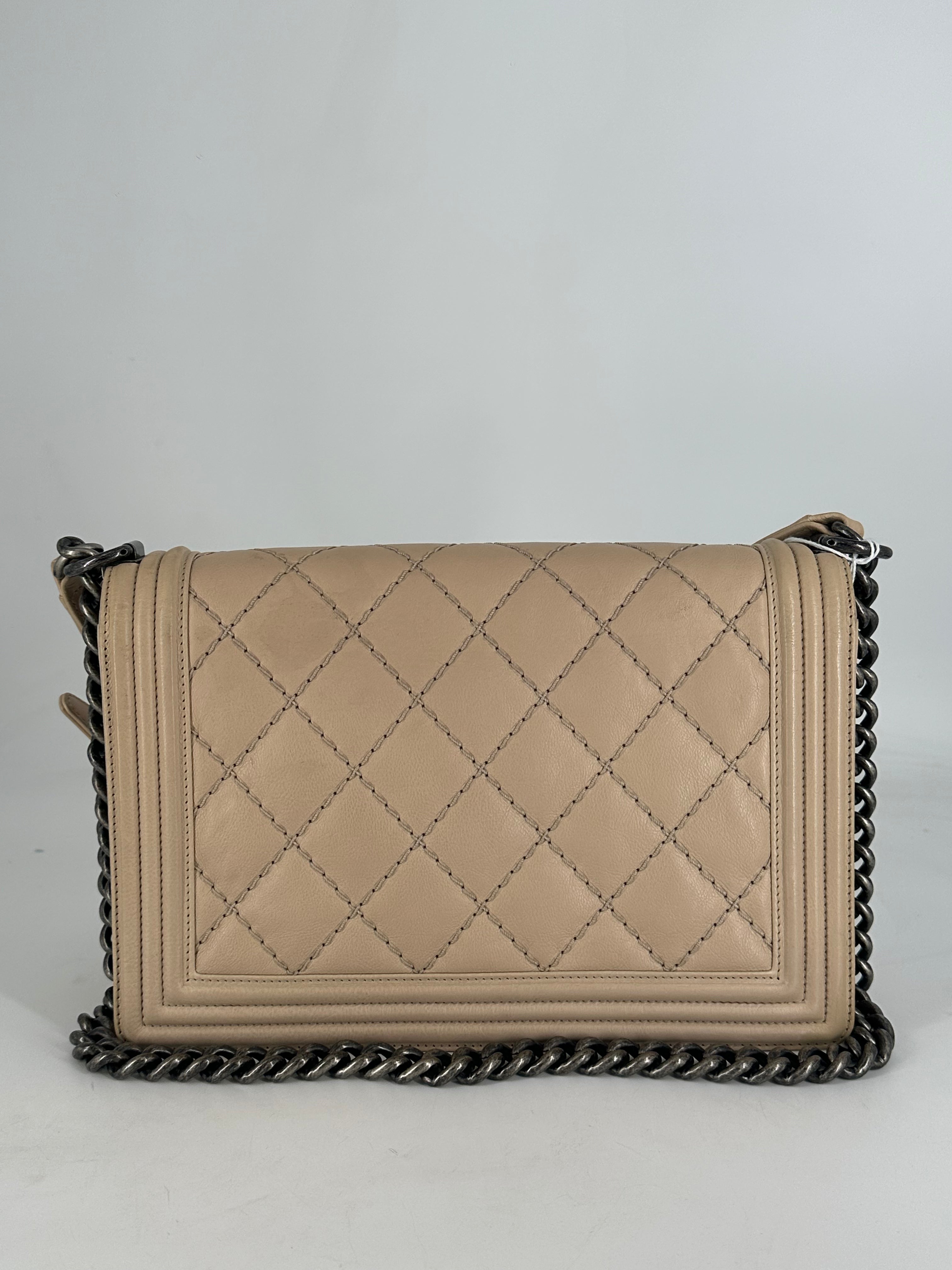 Chanel Quilted Wild Stitch New Medium Boy Cream (18**60) CC427