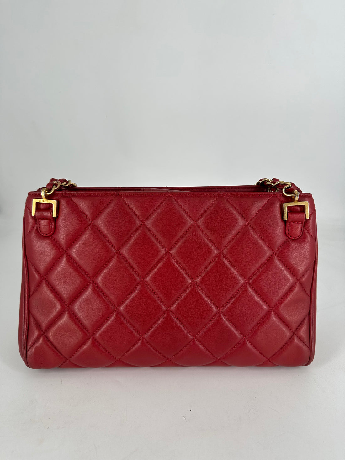 Chanel Quilted CC Turnlock Double Chain Red (17**16) CC372