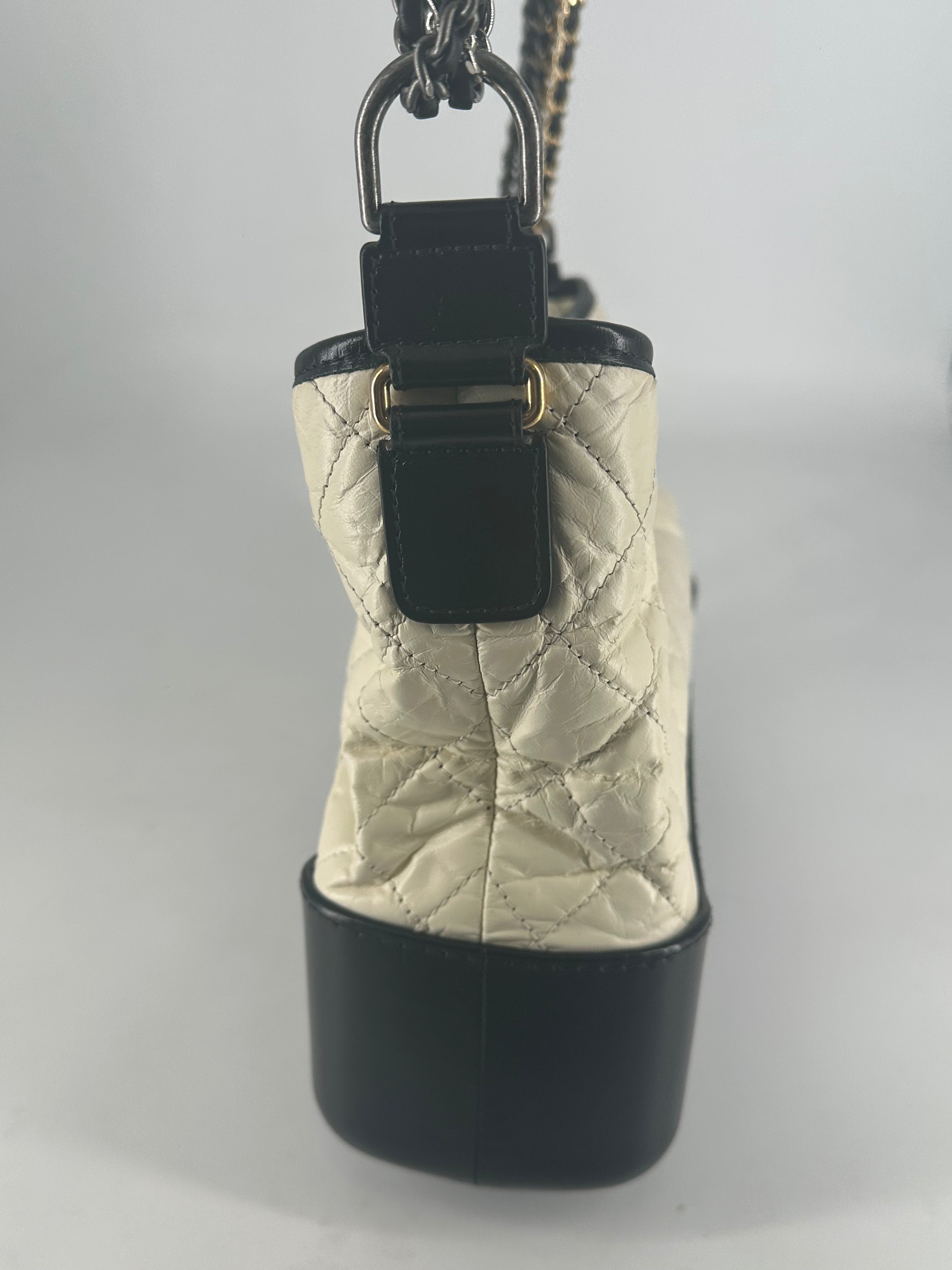 Chanel Tweed Gabrielle Medium Shoulder Bag White/Black (23***68) CC387