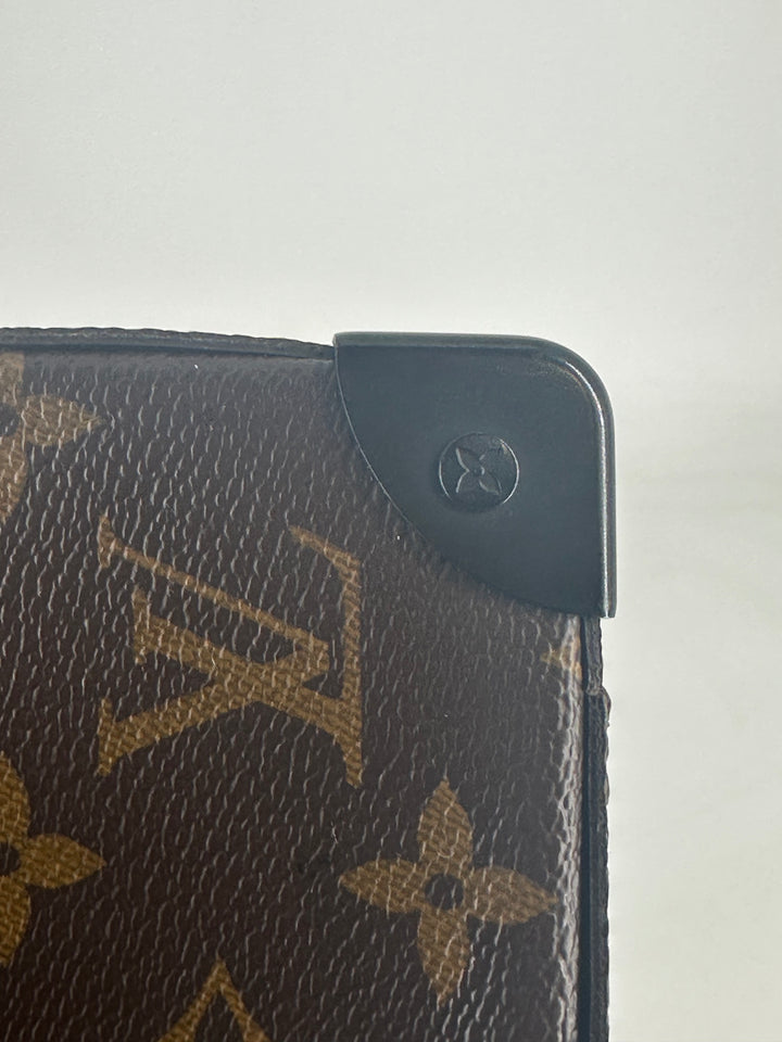 Louis Vuittion Handle Soft Trunk Shoulder Bag Mircrochipped Lv966