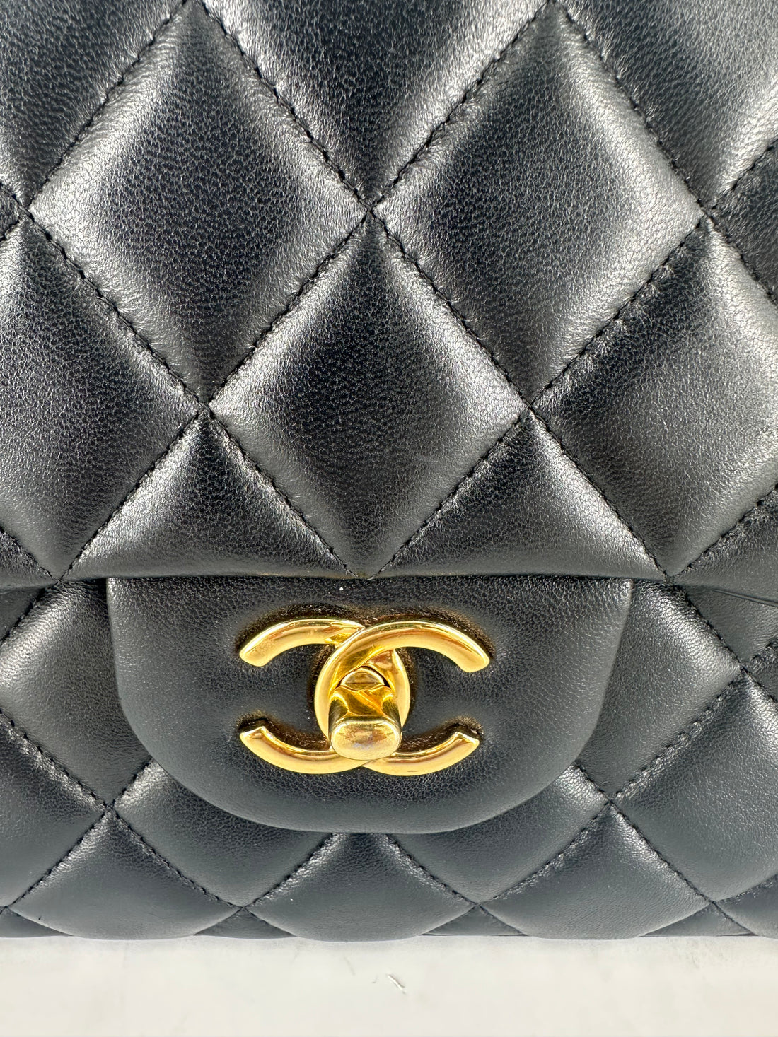 Chanel Double Flap Lambskin Jumbo CF Black (19***57)cc390