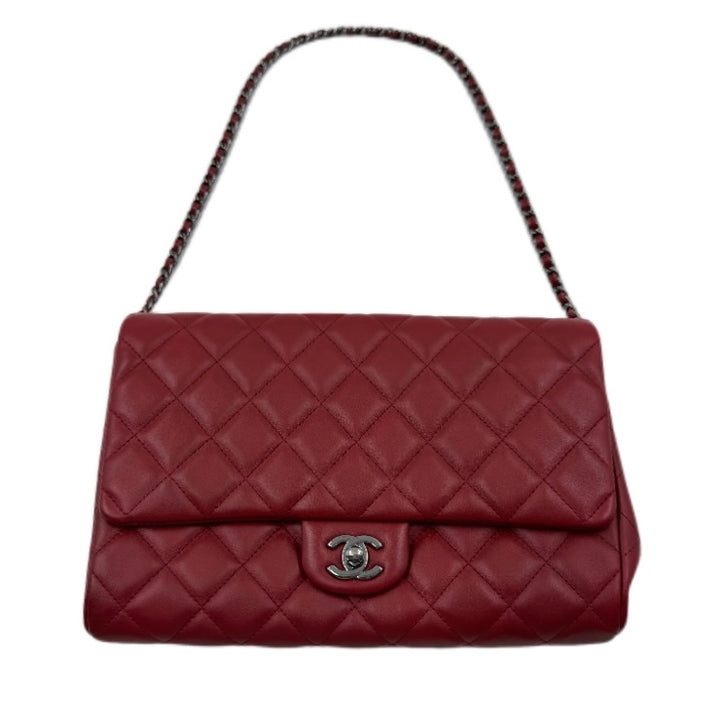 Chanel Red Leather Shoulder bag