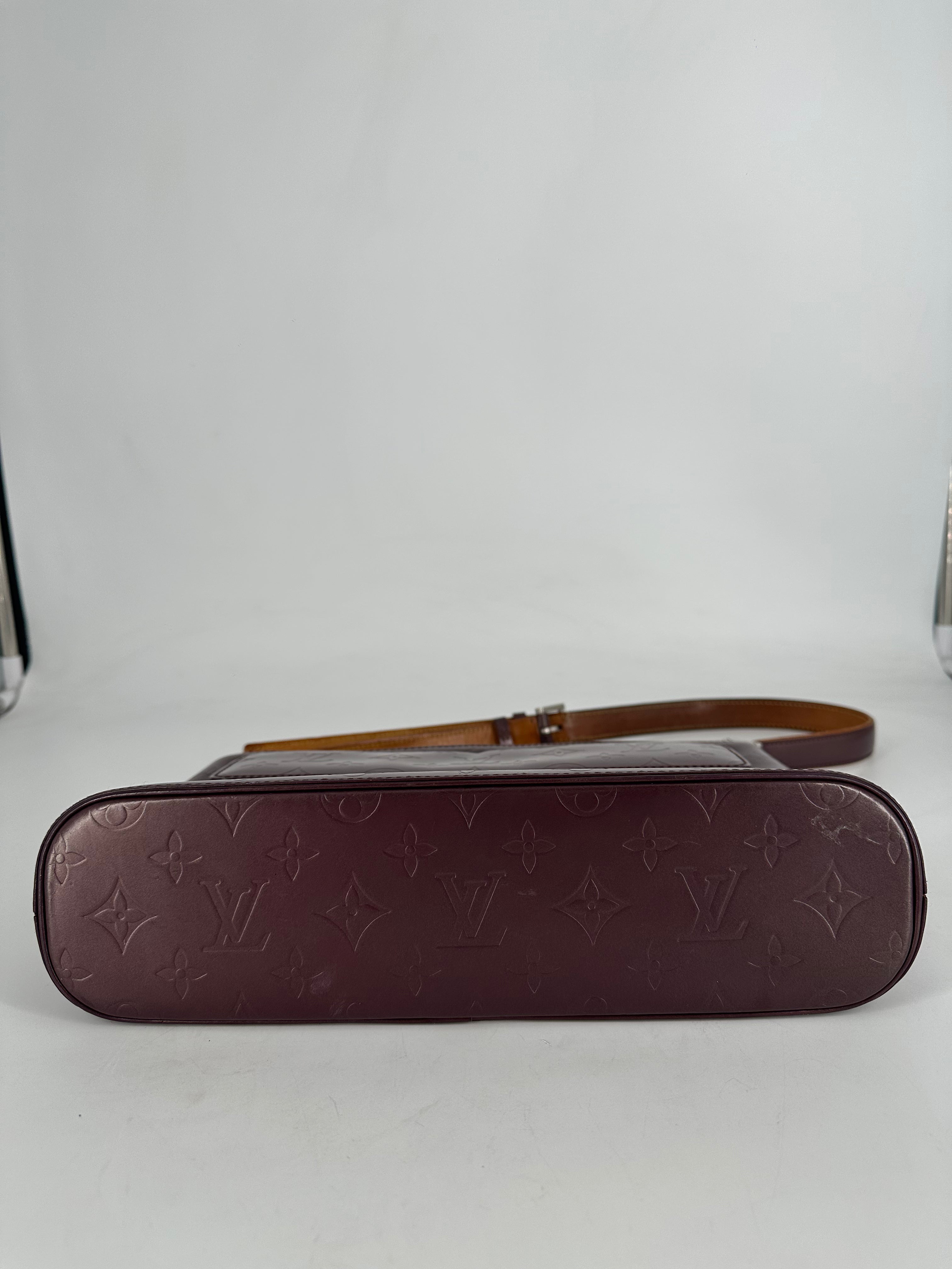 Louis Vuitton Leather Mat Allston Shoulder Bag Purple lv973