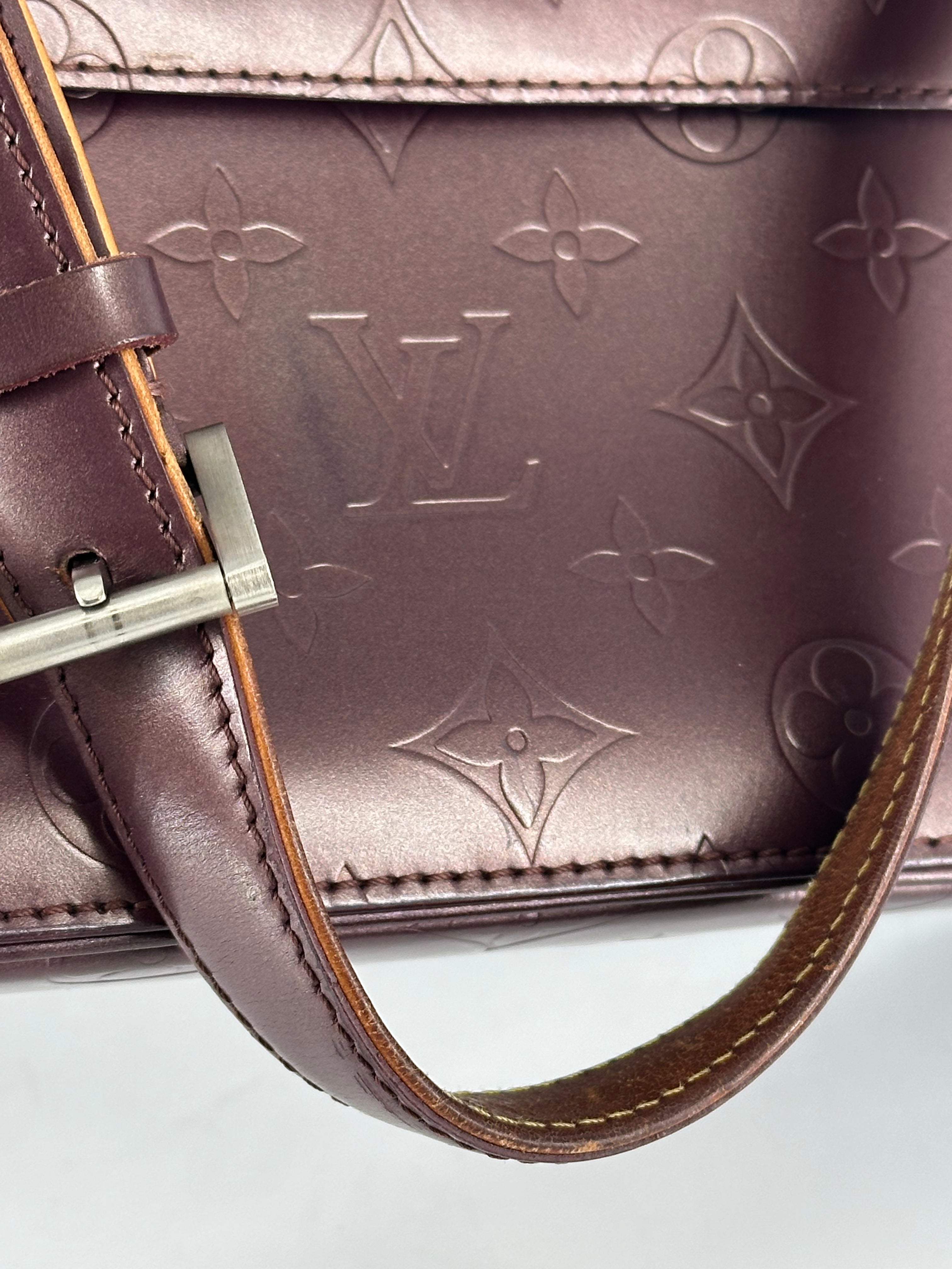 Louis Vuitton Leather Mat Allston Shoulder Bag Purple lv973