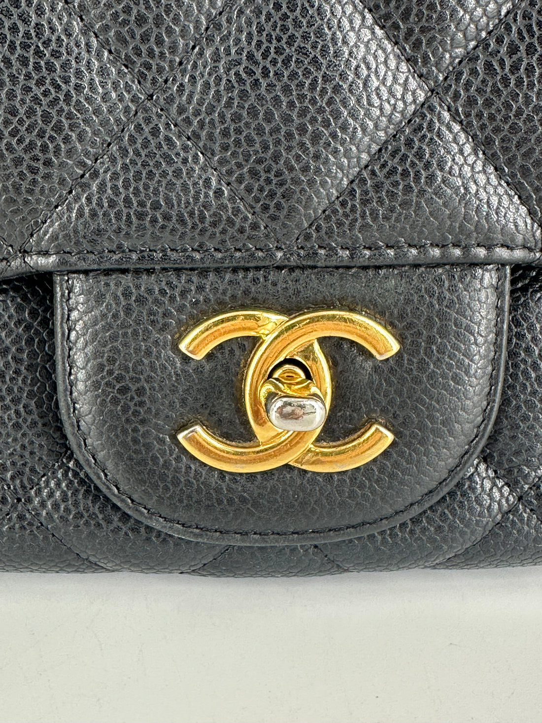 Chanel Classic Caviar Jumbo Single Flap CF Black GHW (13***12)