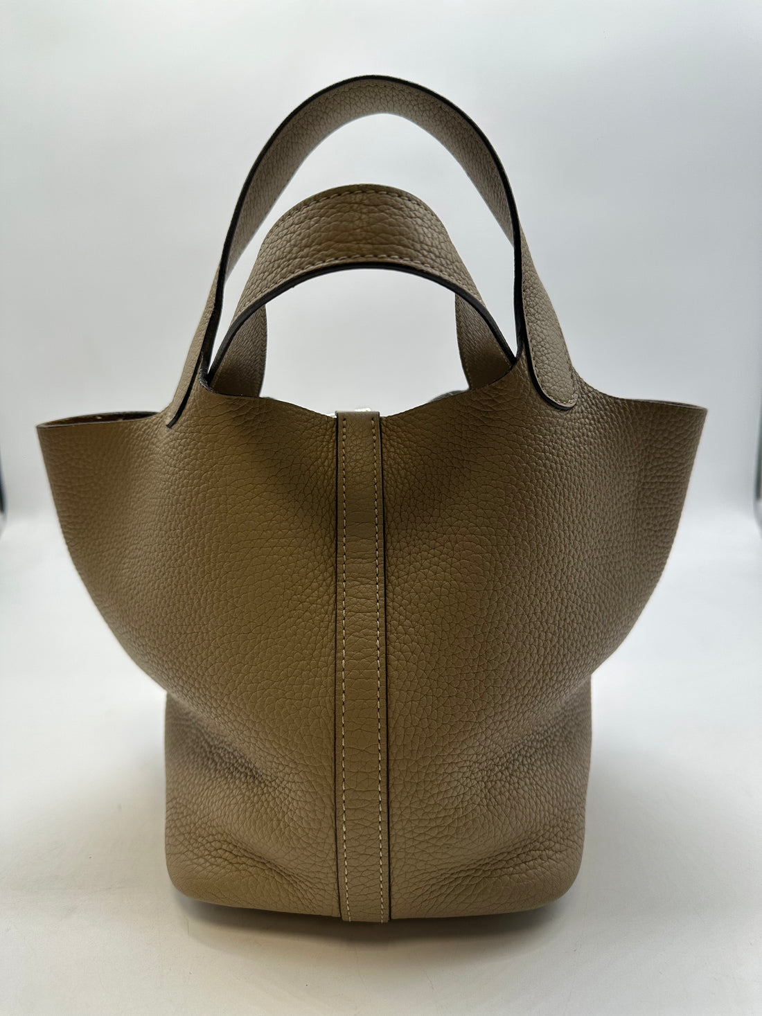 Hermes Picotin Lock 18cm Beige/Silver HR23NA
