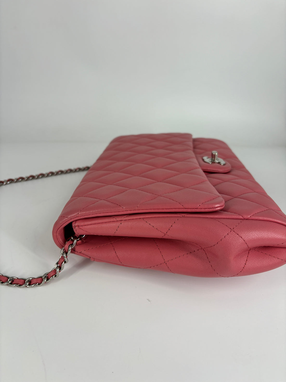 Chanel Classic Quilted Clutch Pink