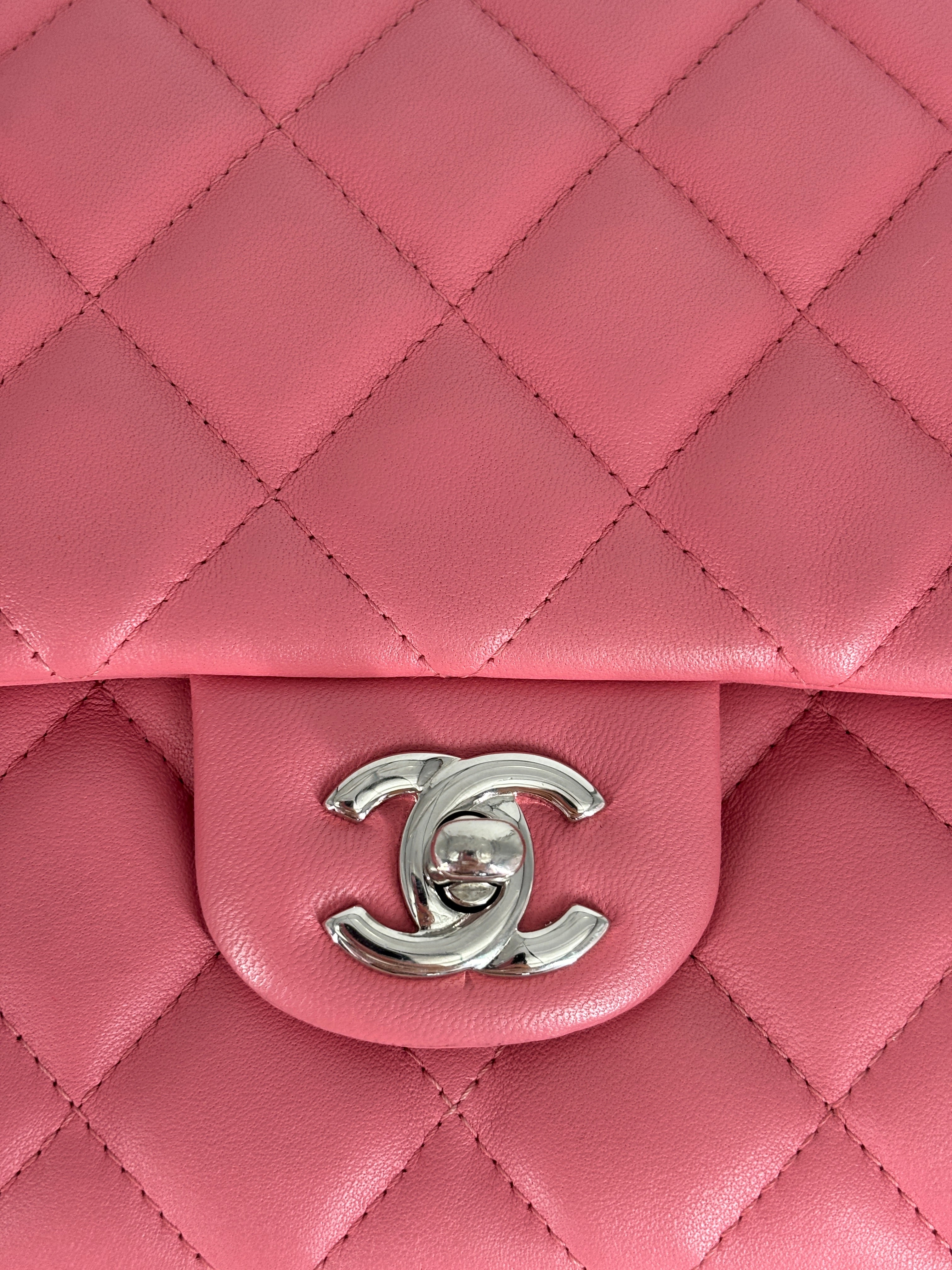 Chanel Classic Quilted Clutch Pink