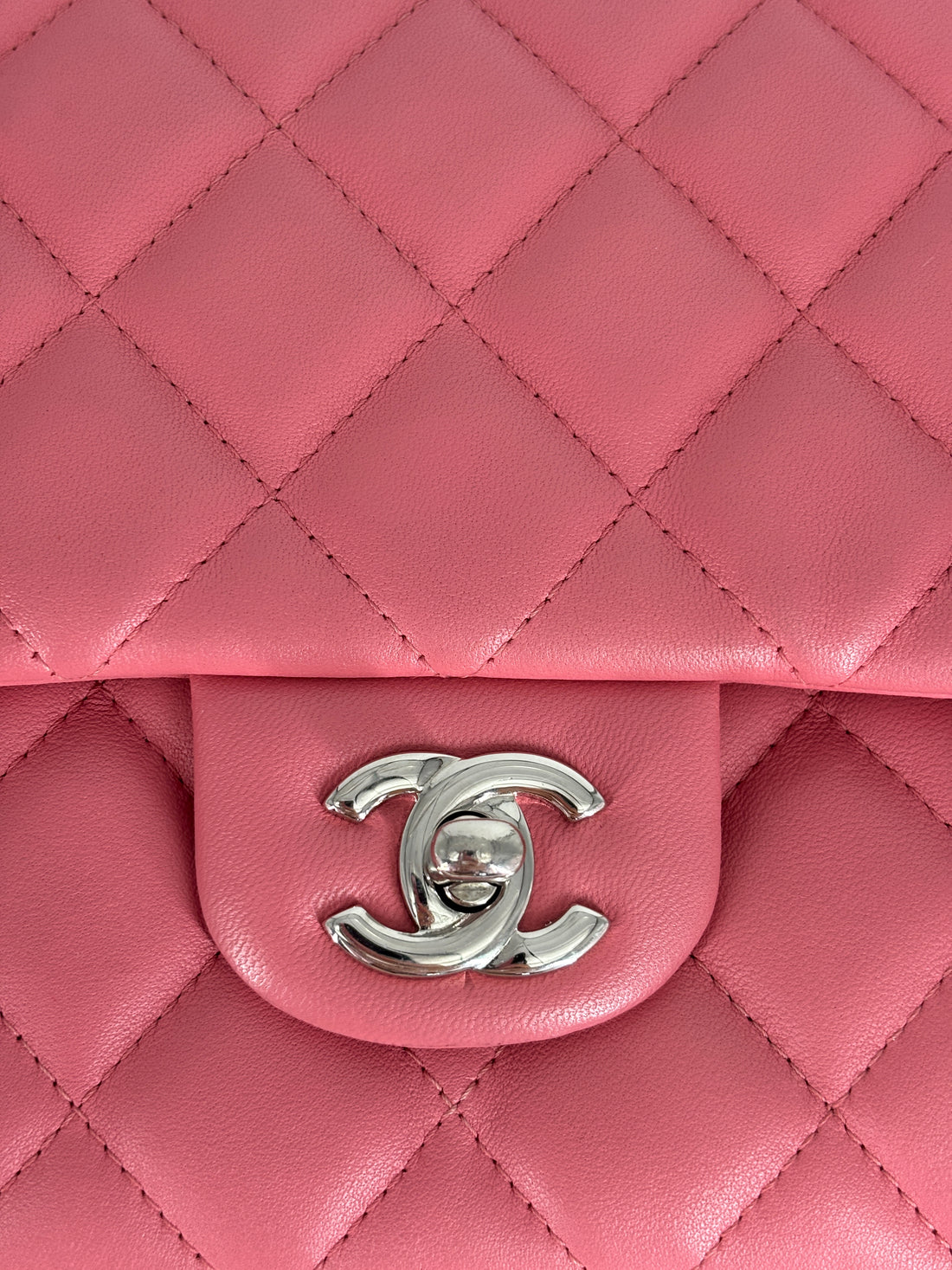Chanel Classic Quilted Clutch Pink