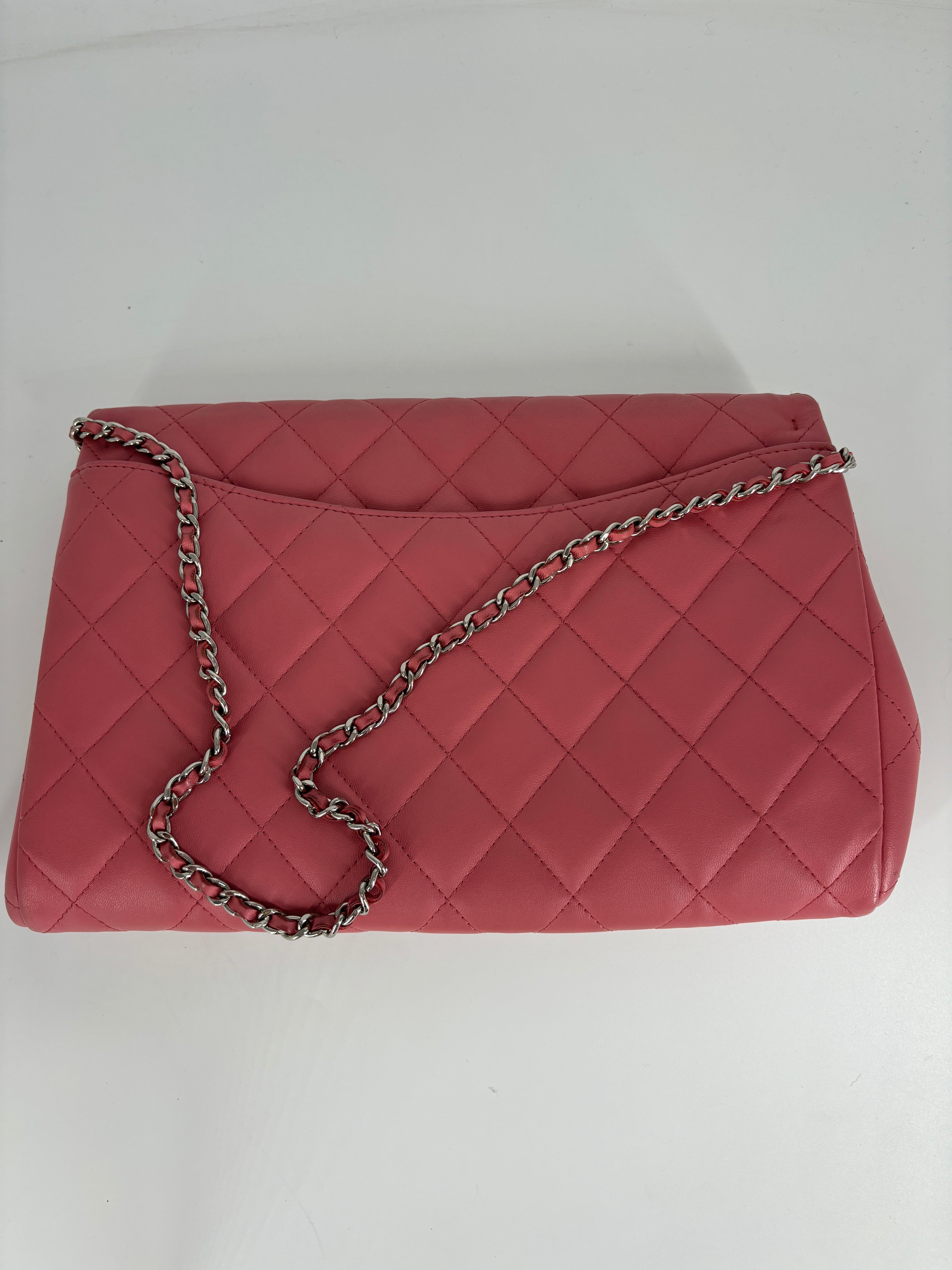 Chanel Classic Quilted Clutch Pink