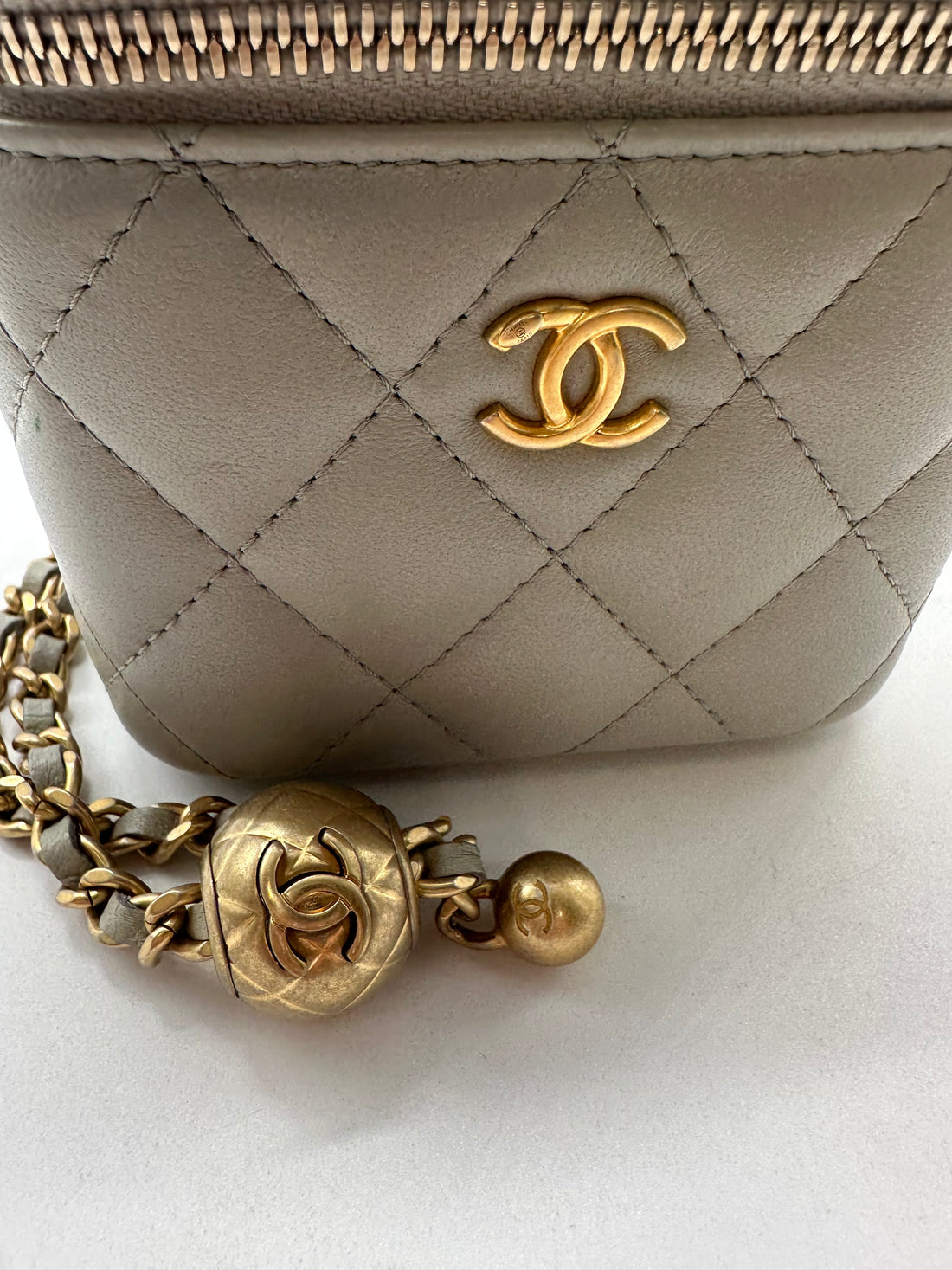 Chanel Lambskin Quilted Mini Vanity With Pearl Grey CC461