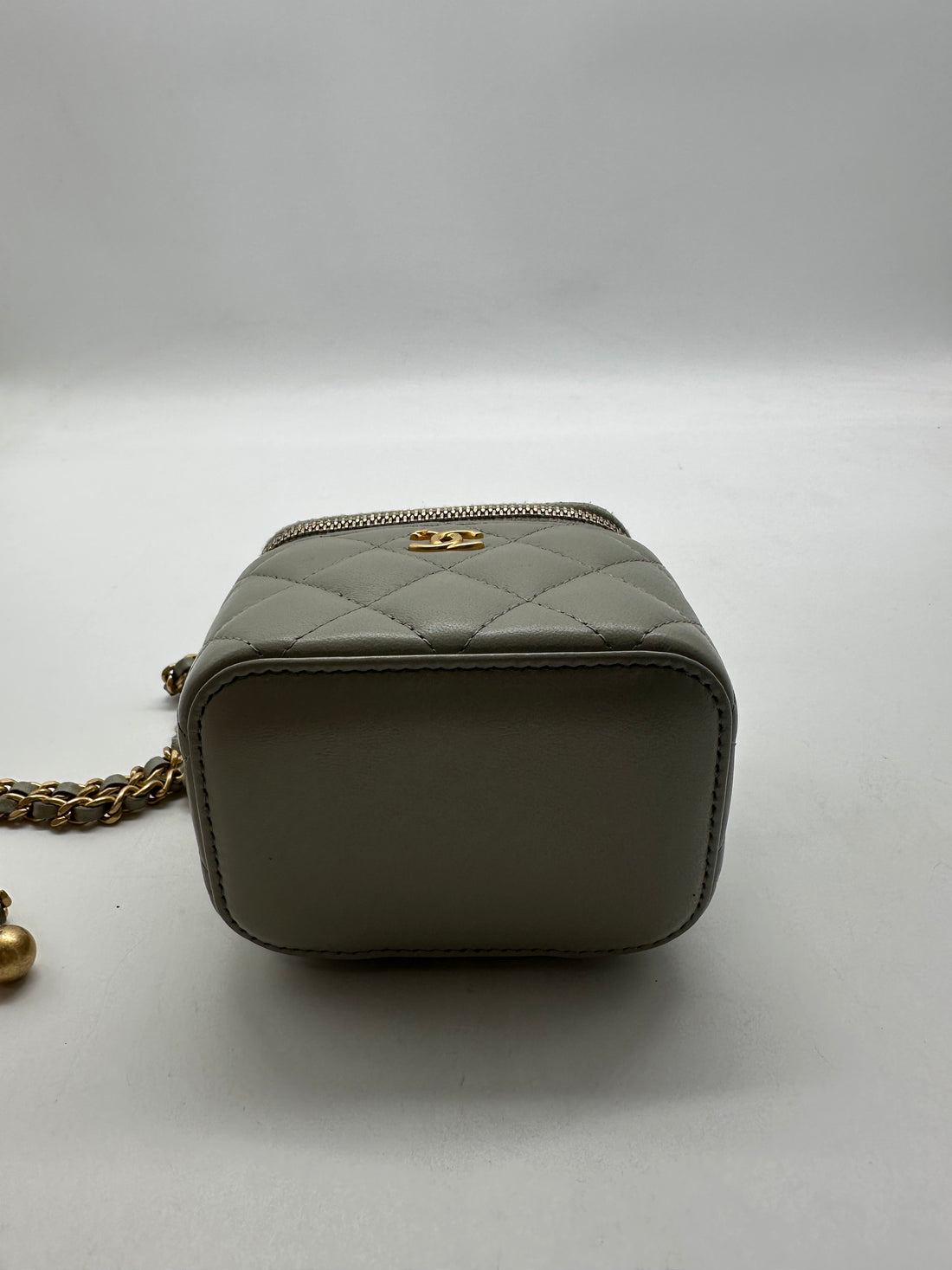 Chanel Lambskin Quilted Mini Vanity With Pearl Grey CC461
