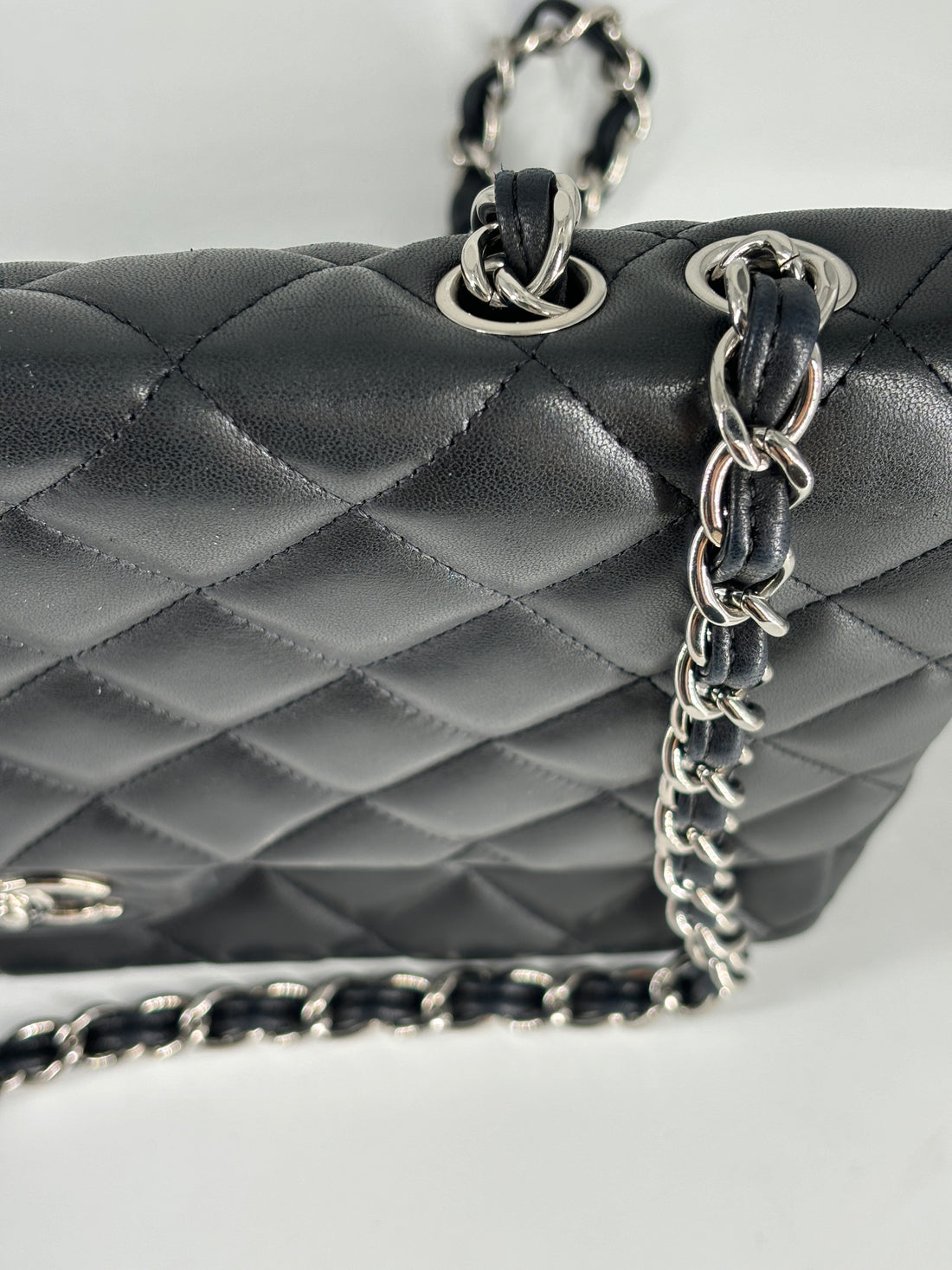 Chanel Classic Jumbo Single Flap SHW CC150