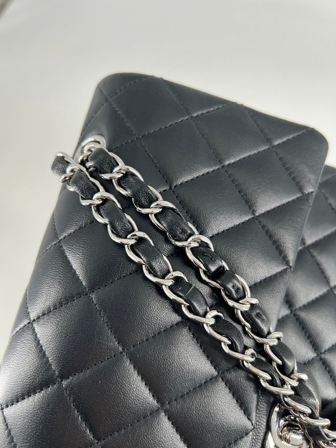 Chanel Lambskin Double Flap Microchipped 2023 Fullset