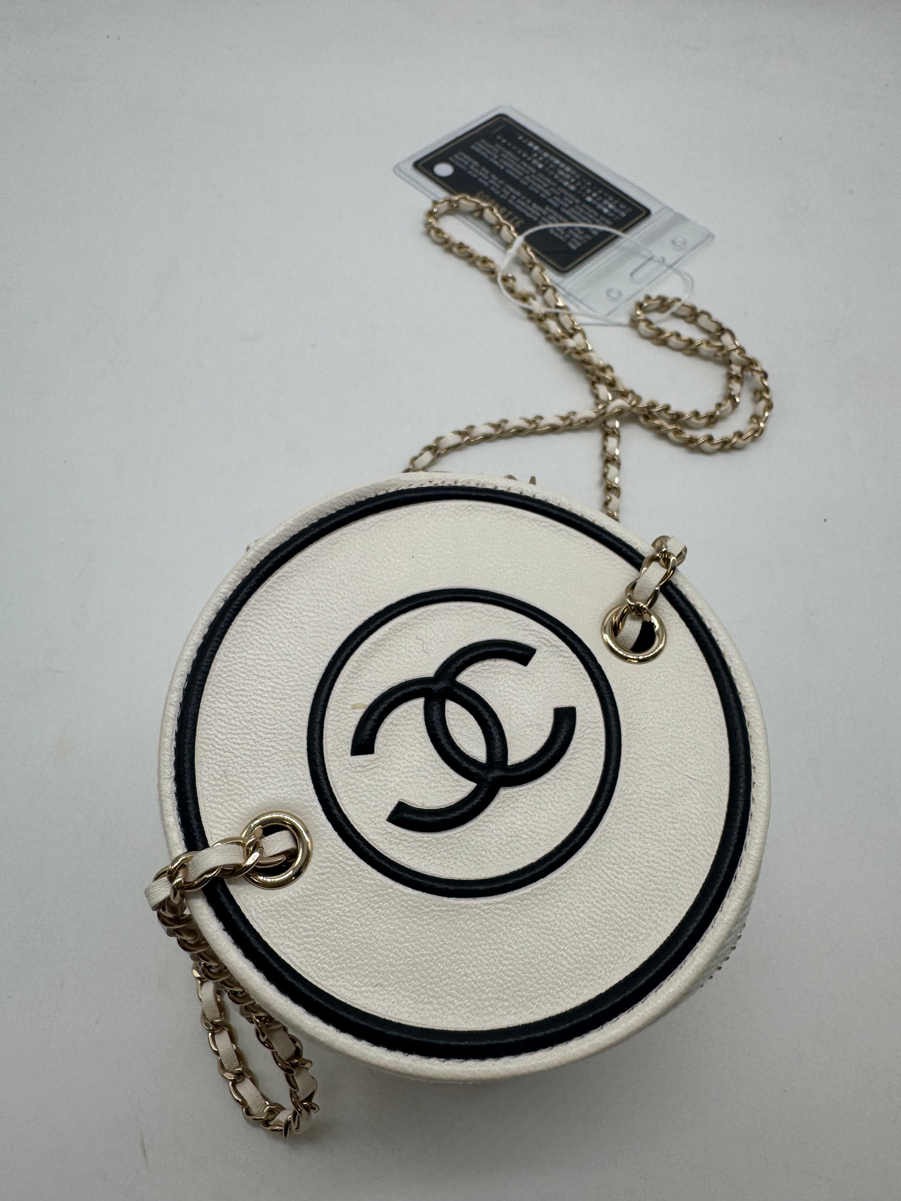 Chanel Round Crossbody Vanity White (31***05) CC506SNI
