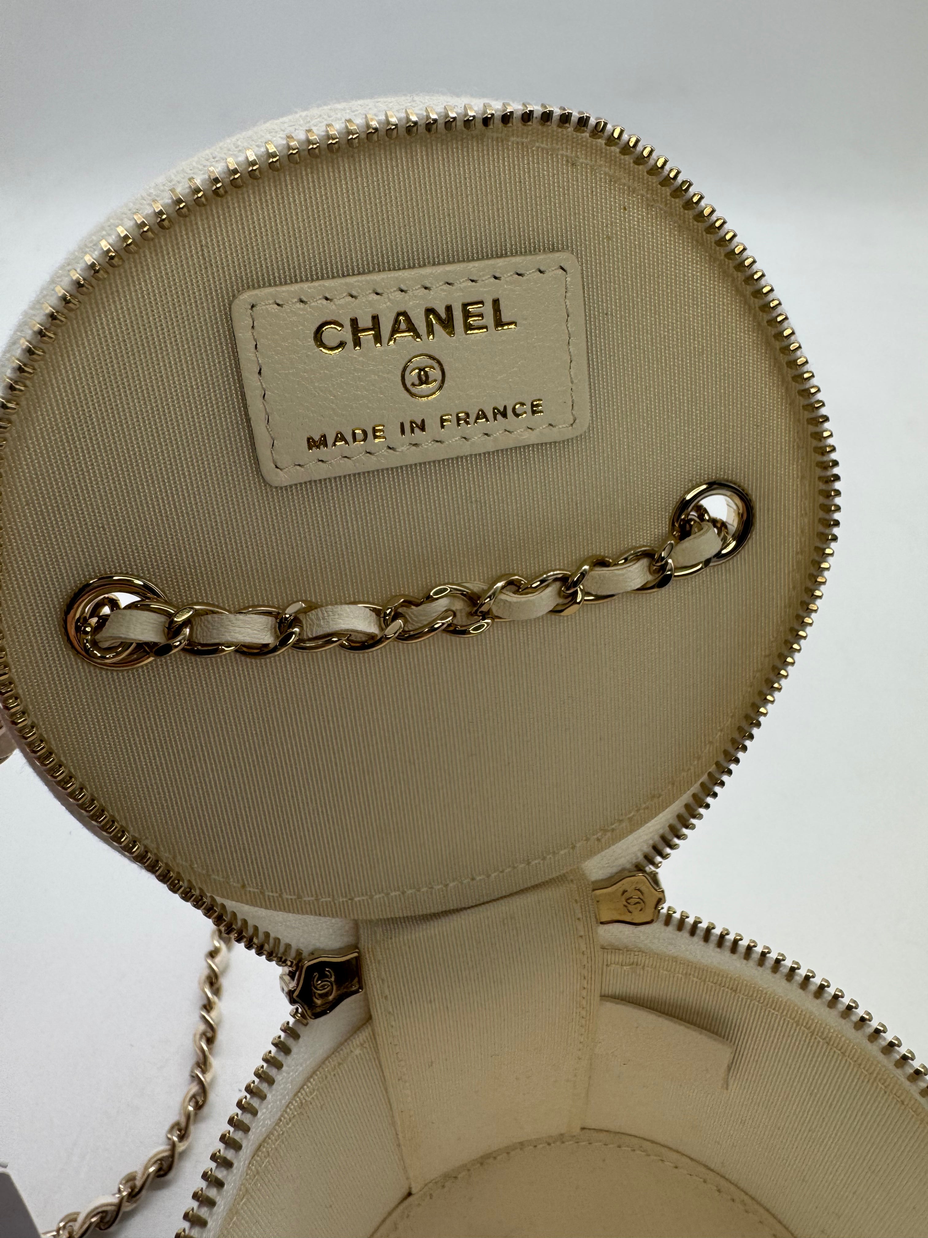 Chanel Round Crossbody Vanity White (31***05) CC506SNI