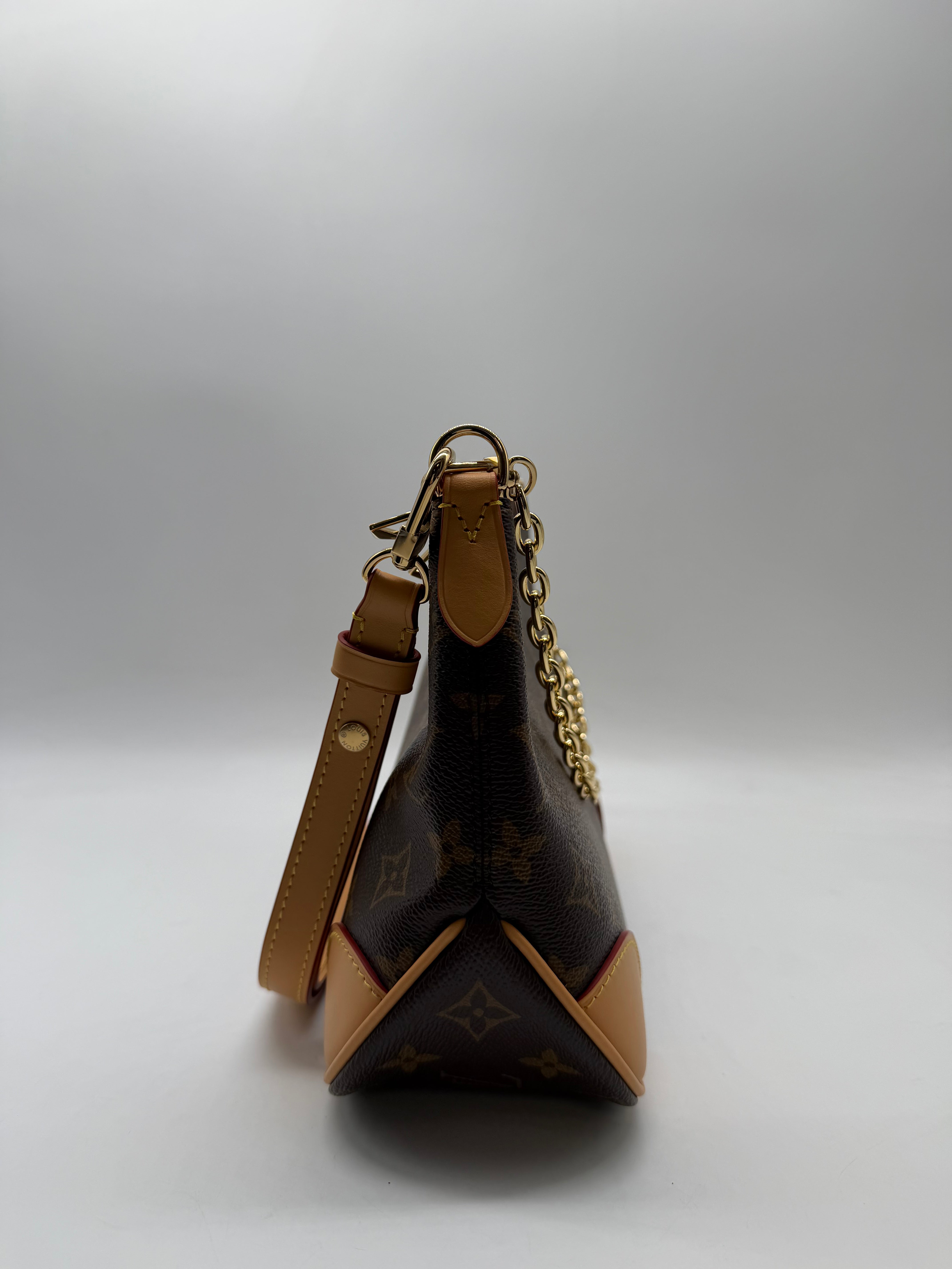 Louis Vuitton Classic monogram Boulogne PM LV1117