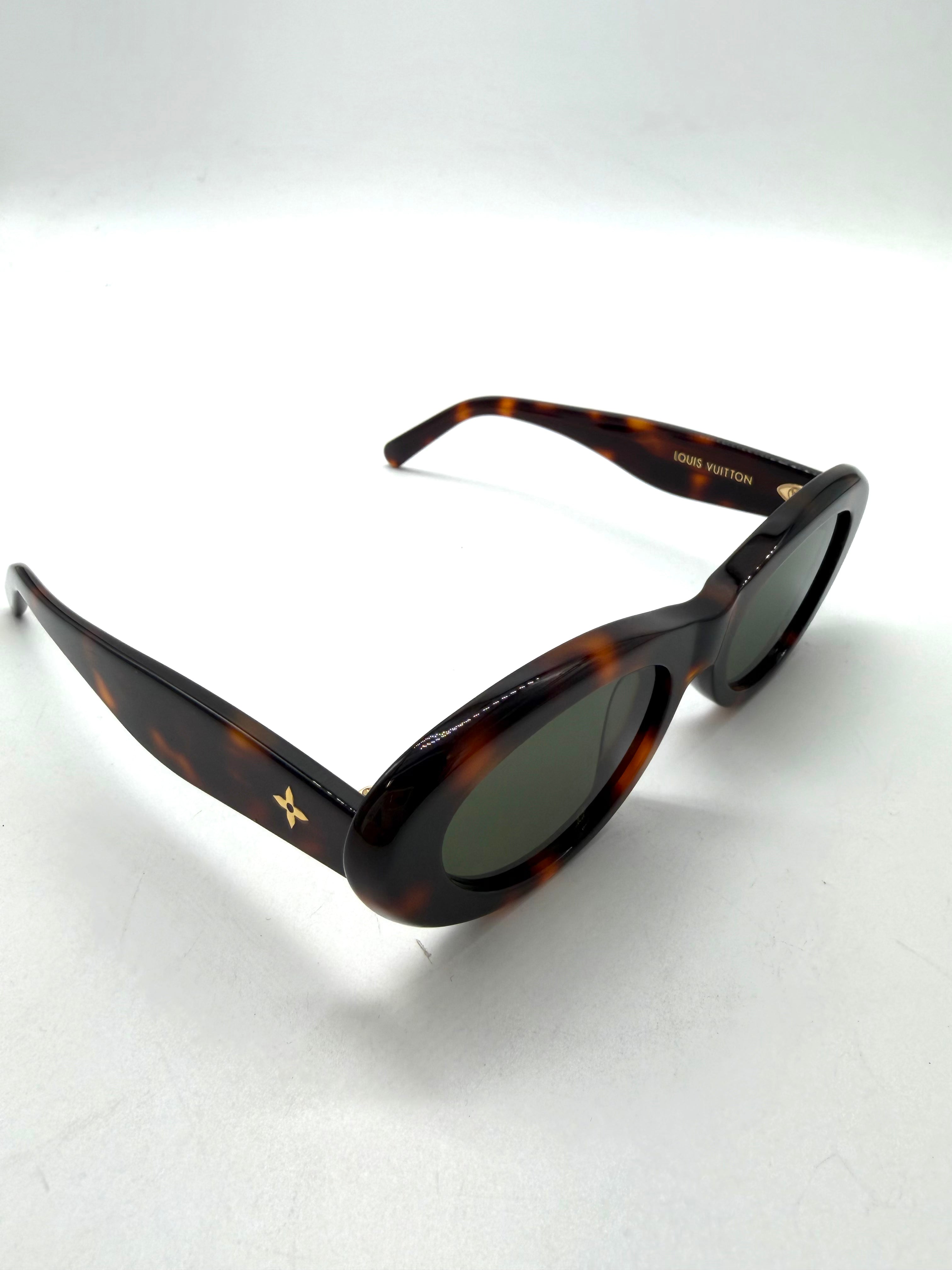 Louis Vuitton logo Oval Sunglasses Brown