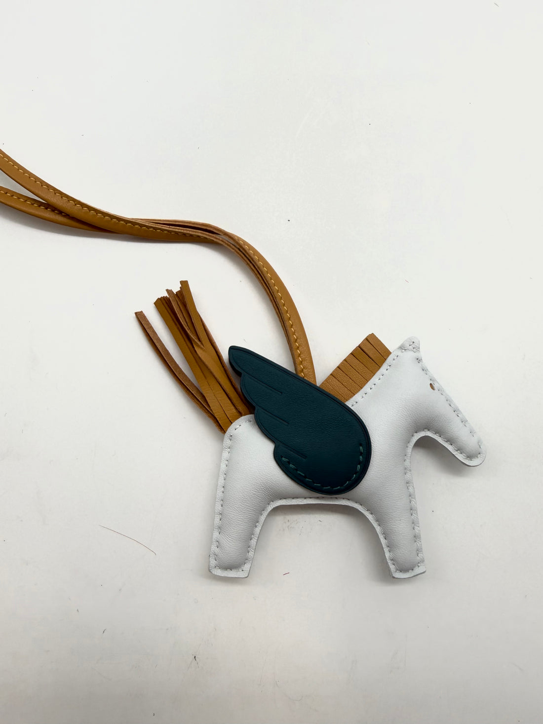 Hermes Horse Pendent with Wings Blue ZAA HR51gz