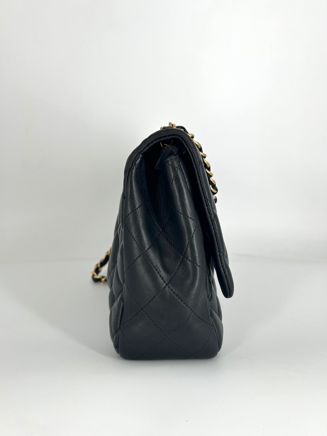 Chanel Classic Jumbo Single Flap GHW