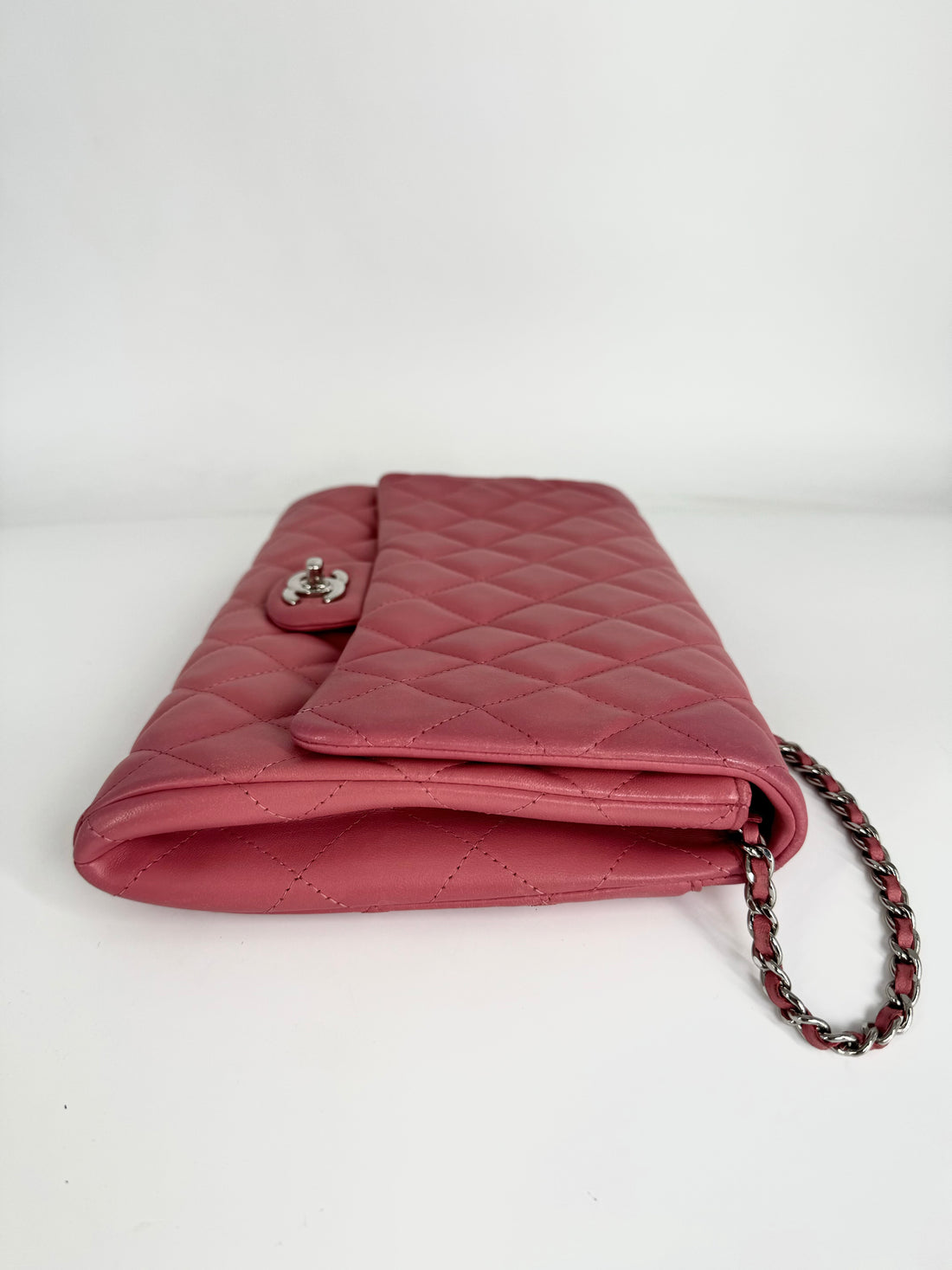 Chanel Classic Quilted Clutch Pink
