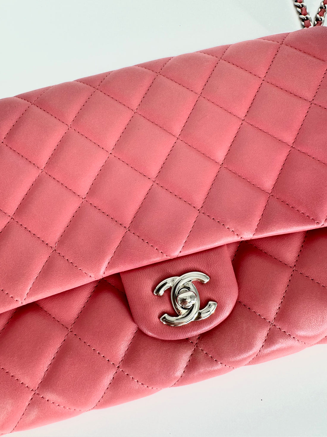 Chanel Classic Quilted Clutch Pink