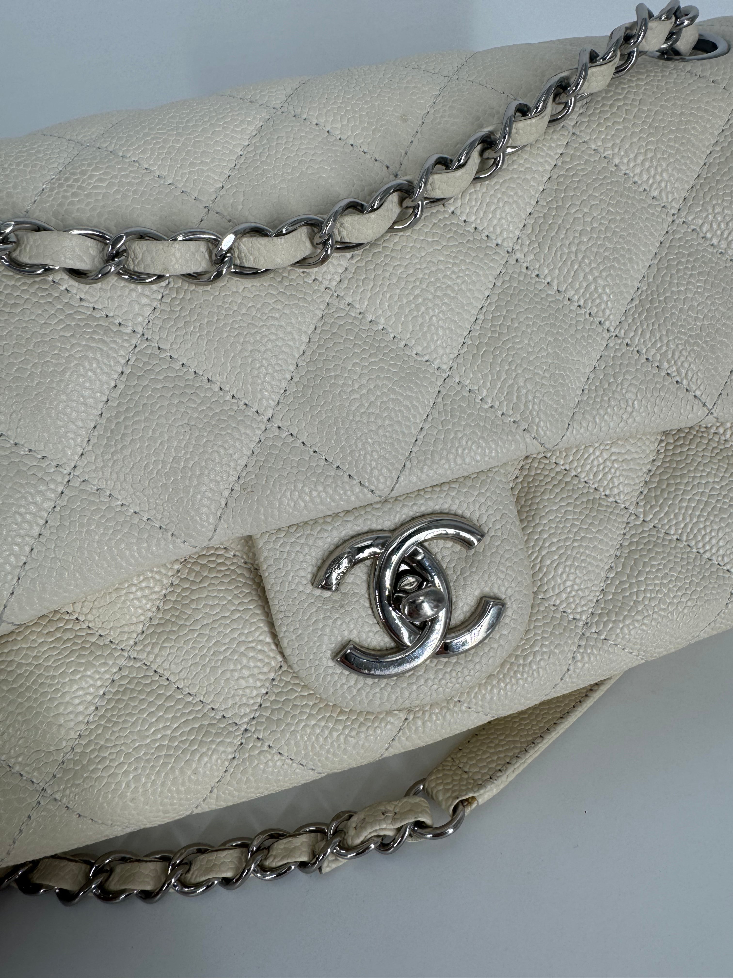Chanel Caviar Quilted Medium Easy Flap Dark White
