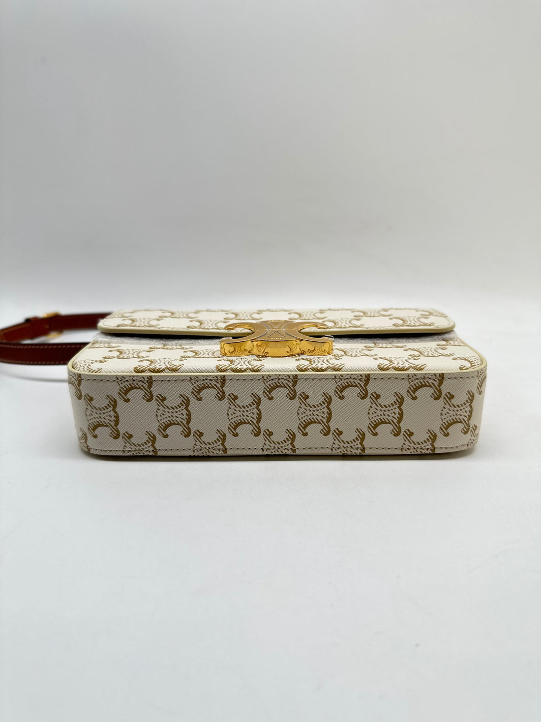 celine teen triomphe shoulder bag pvc white CE90