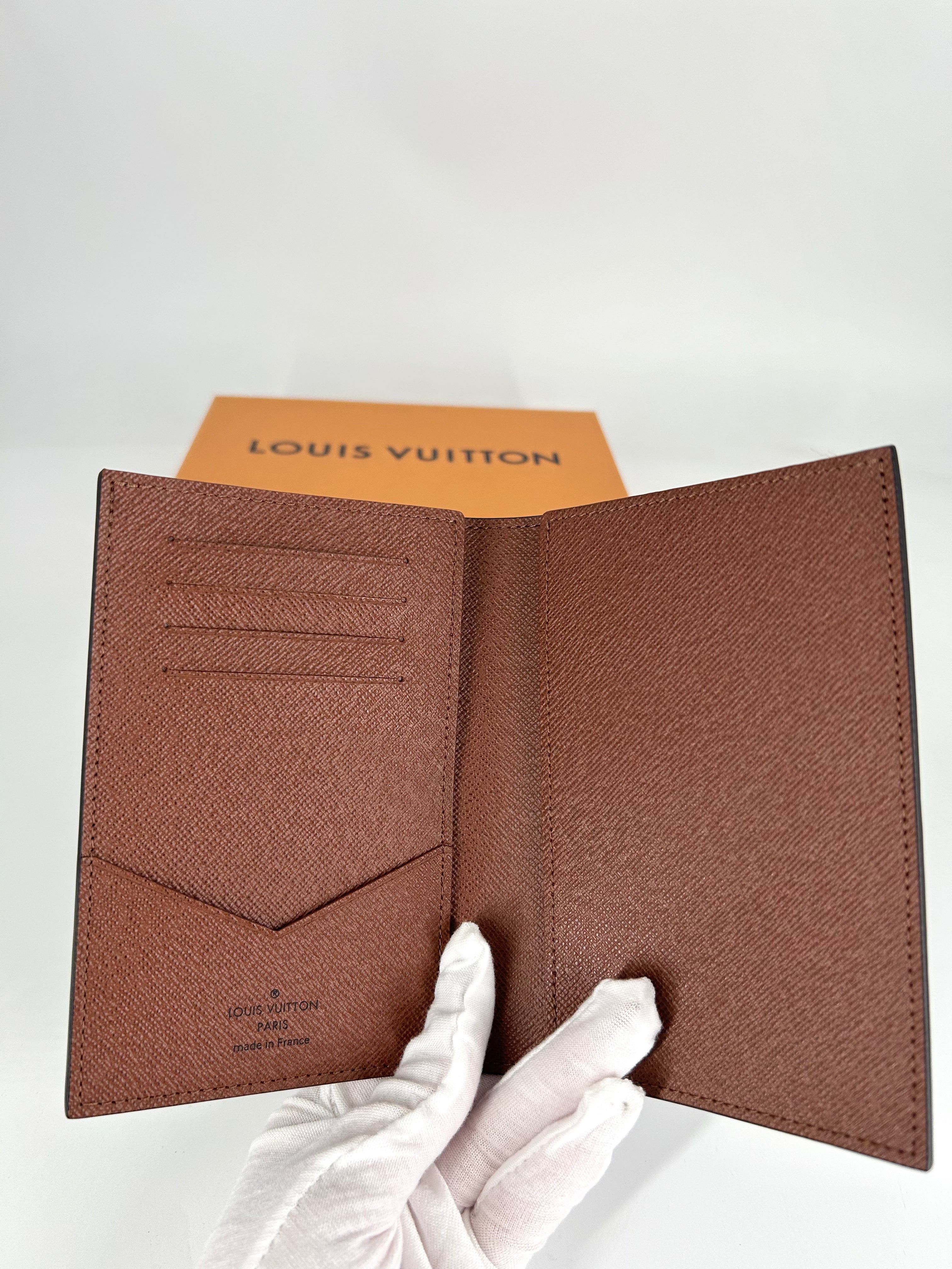 Louis Vuitton Classic Monogram Passport Cover mircochipped 2025