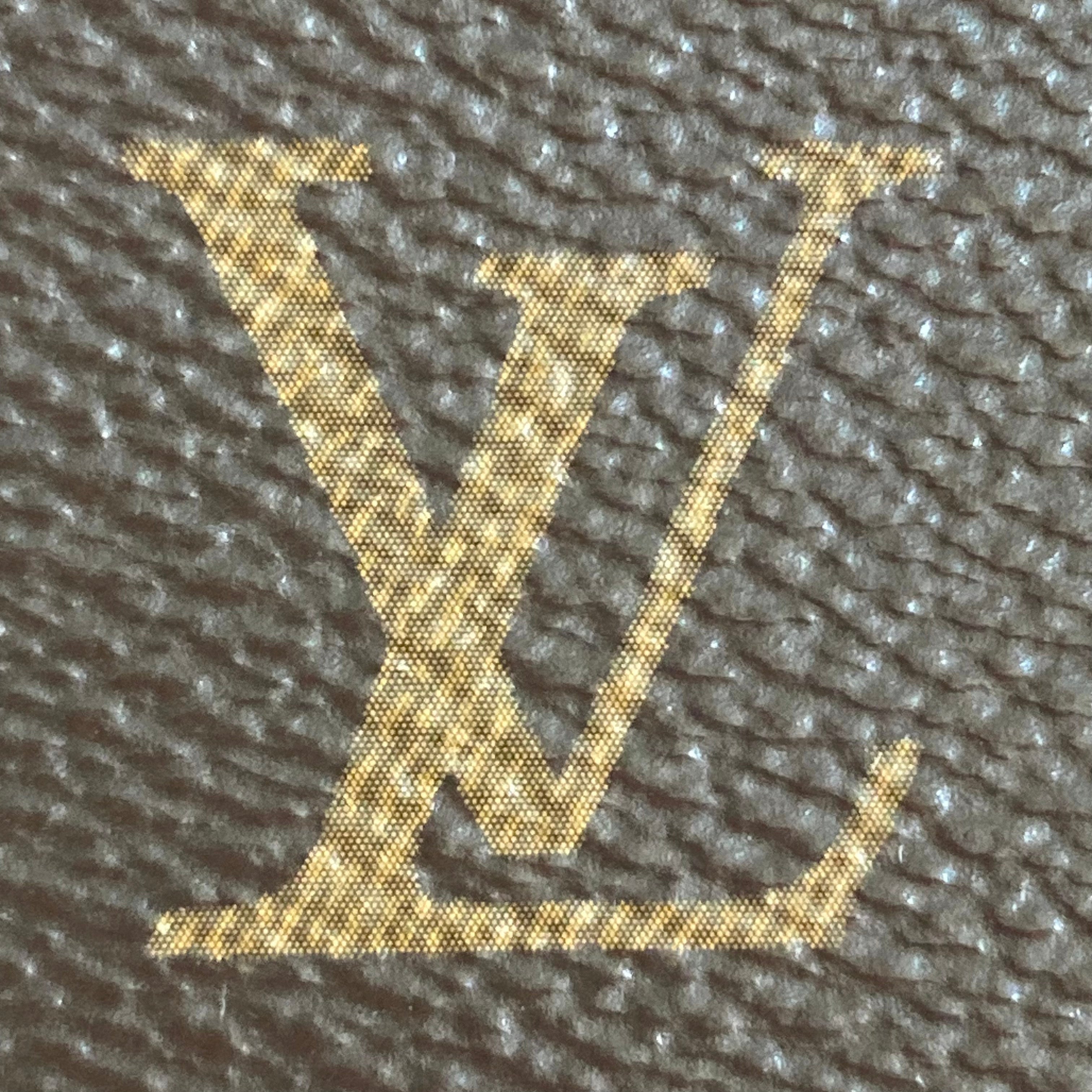 Louis Vuitton Reverse Monogram Dauphine Mini LV949AD