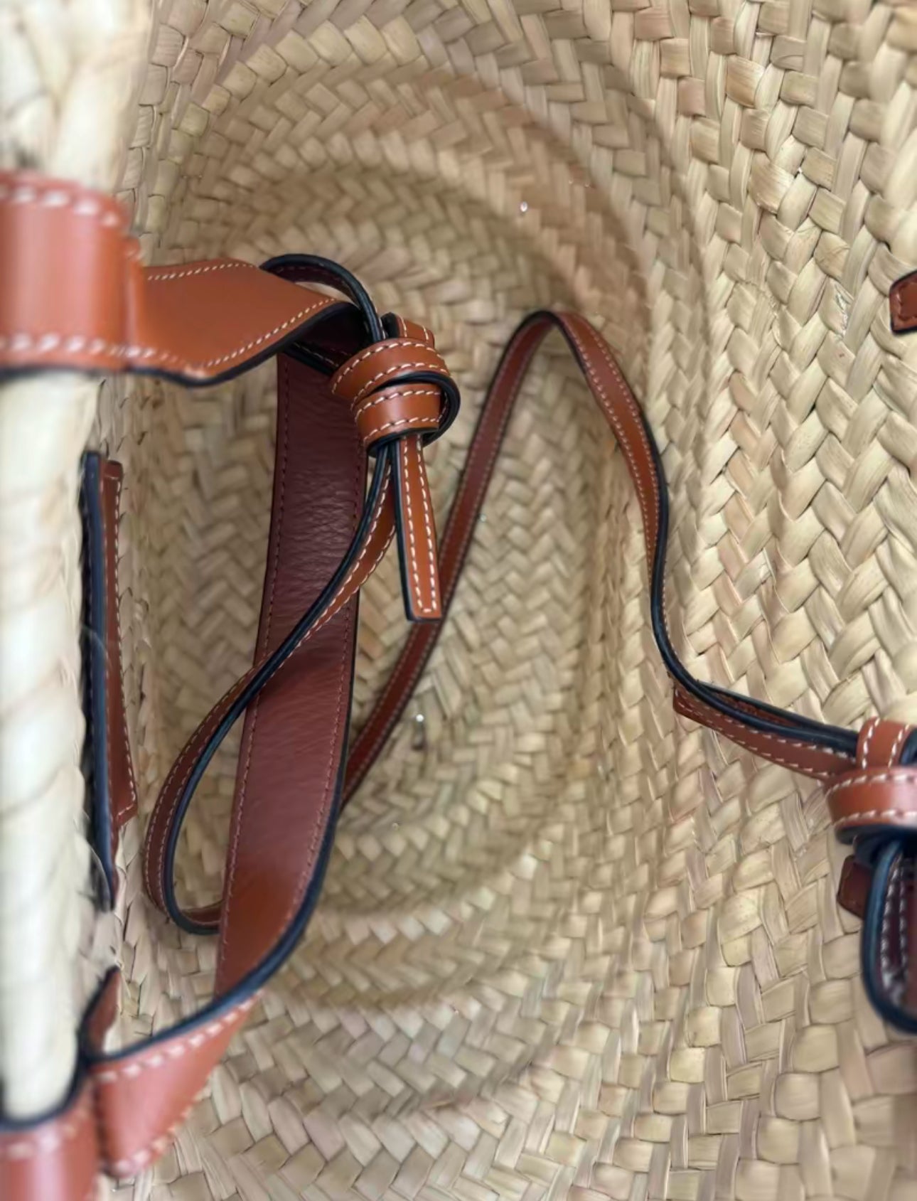 Raffia Calfskin Triomphe Teen Panier Tan