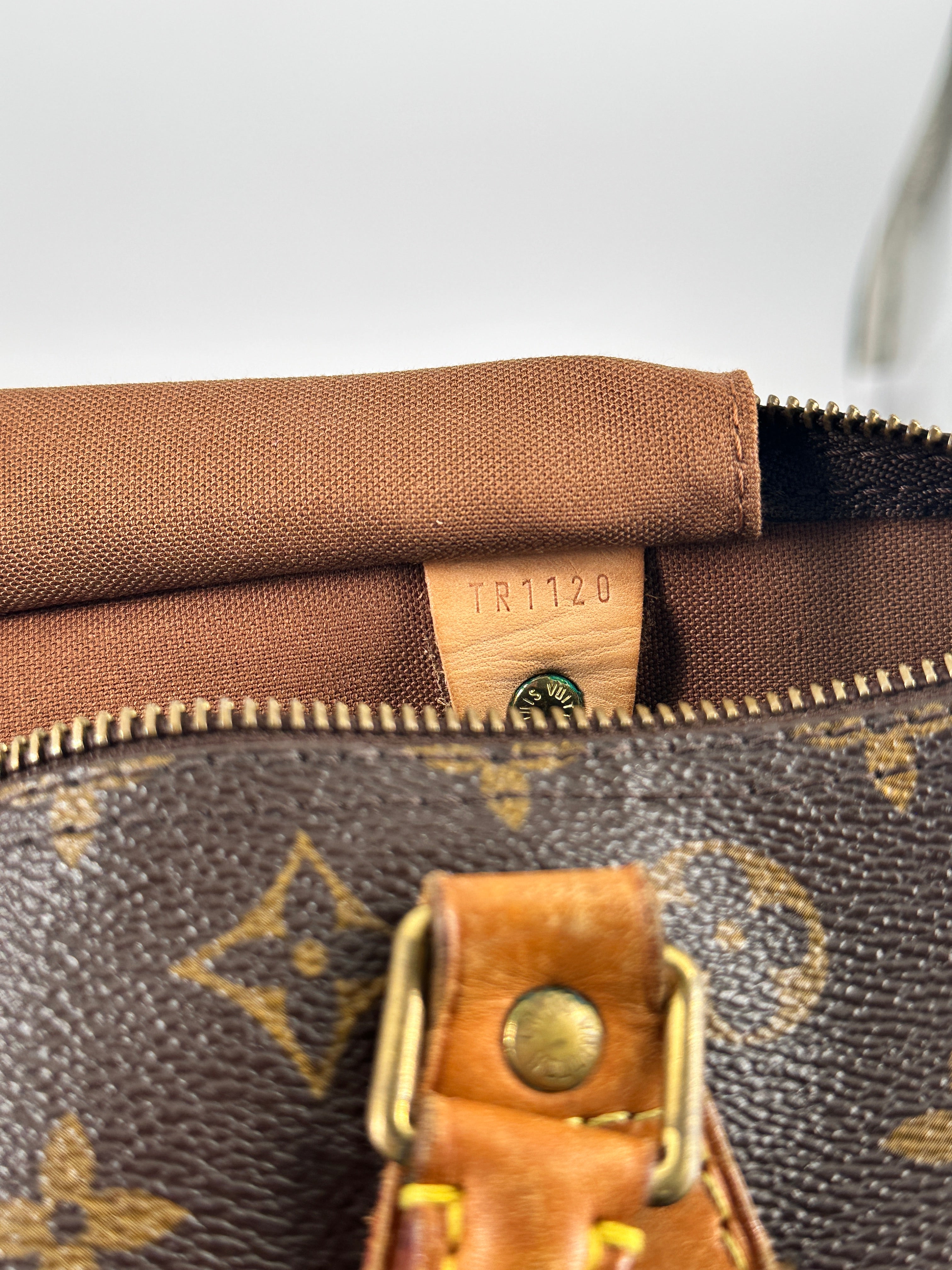 Louis Vuitton Classic Monogram Speedy 30