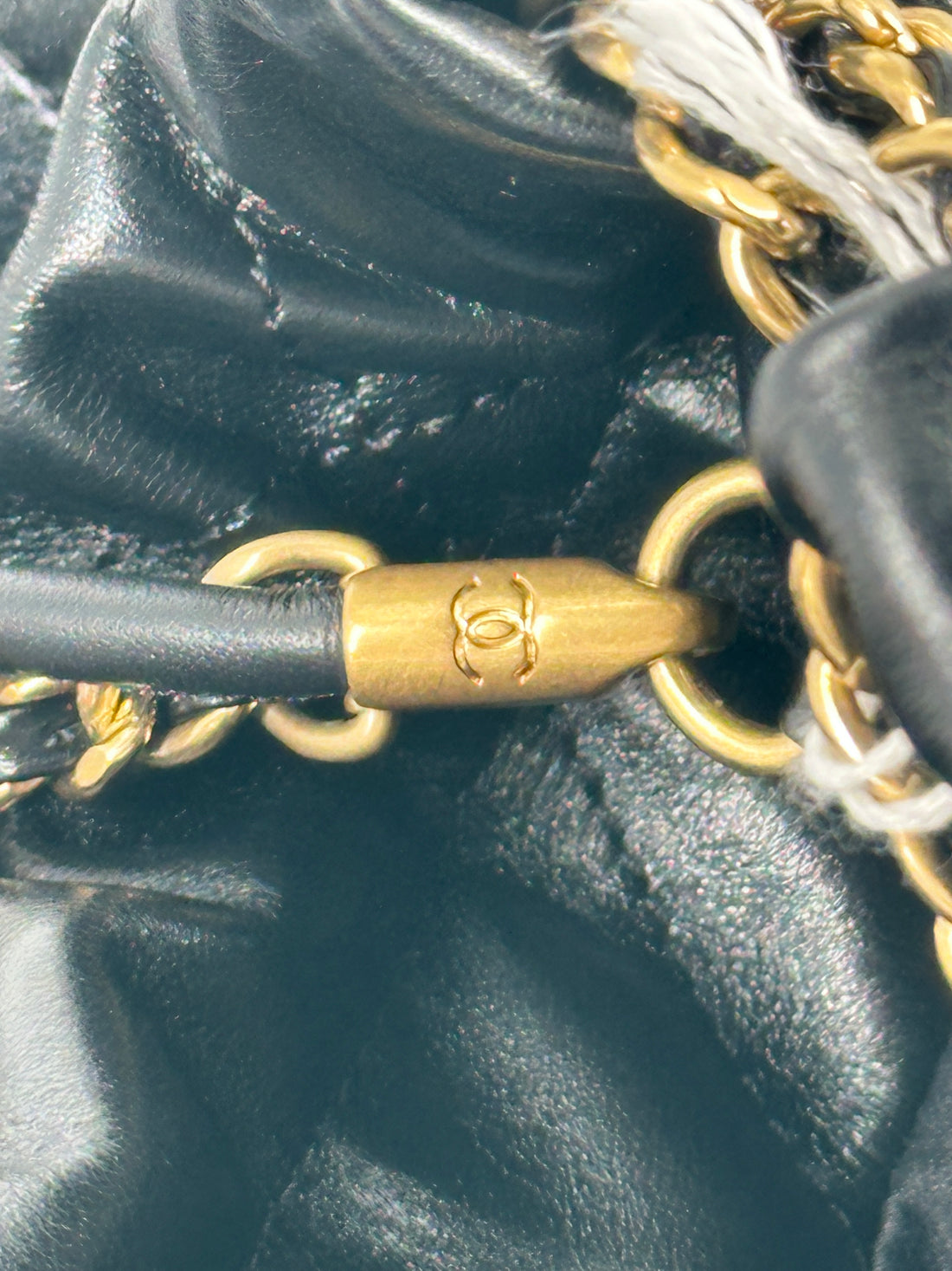 Chanel 22 Bag Mini Shiny Calfskin Black WHW