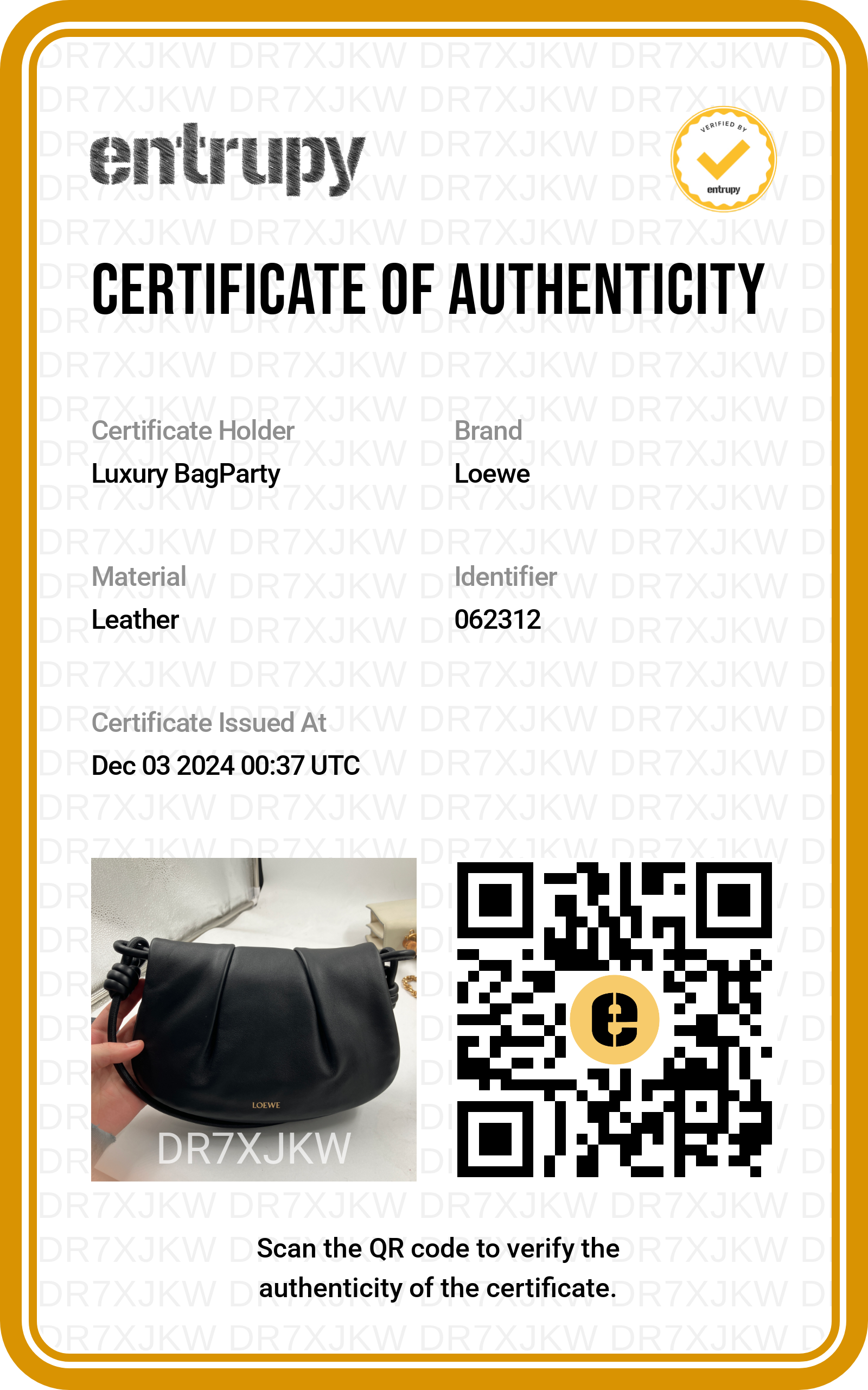 Loewe Knot Leather Shoulder bag LW02