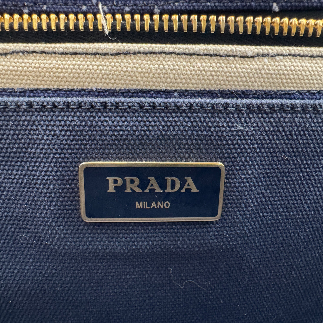 Prada Canapa Navy off white red