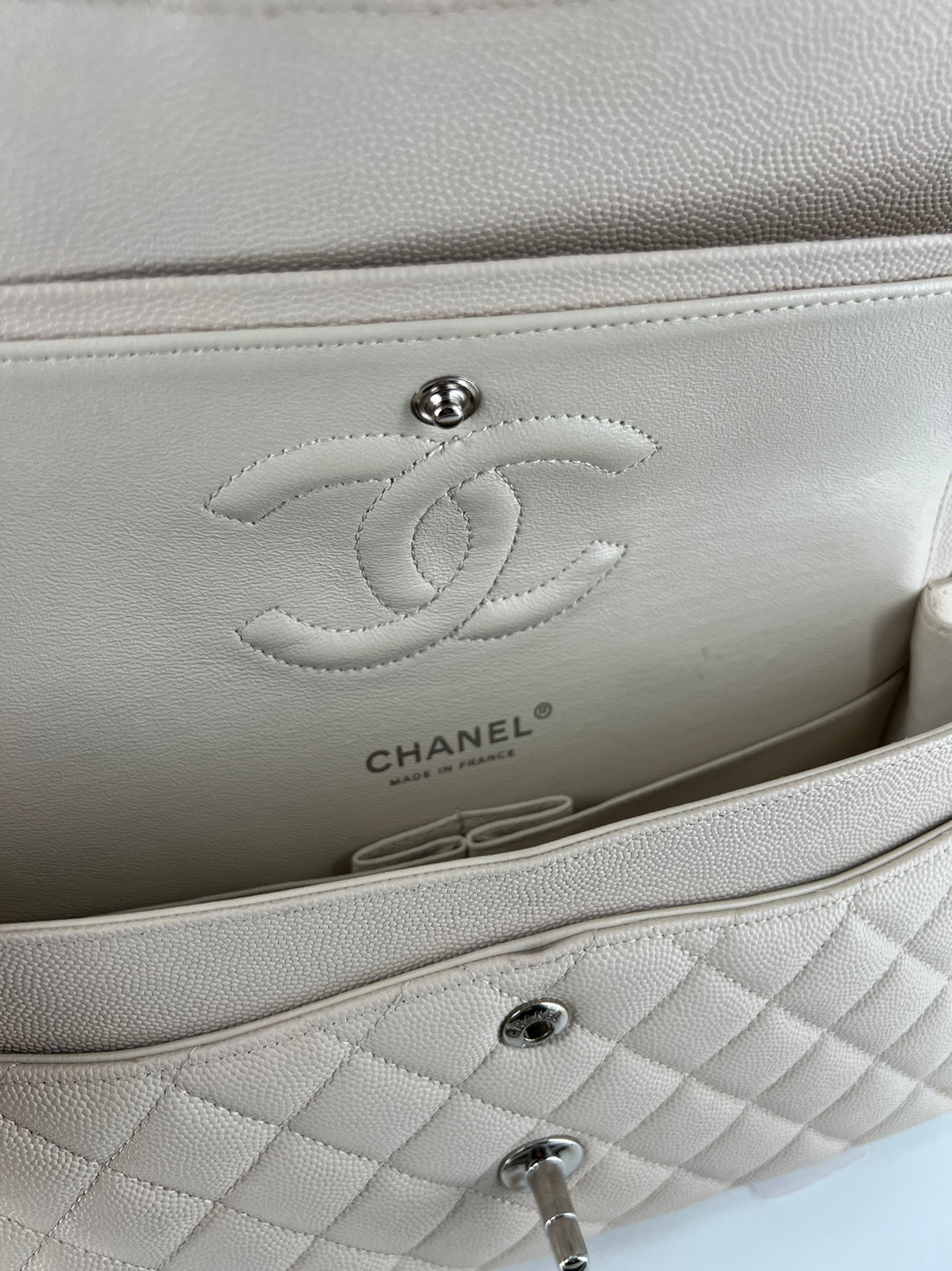 Chanel Caviar Double Flap Light Beige -25108409