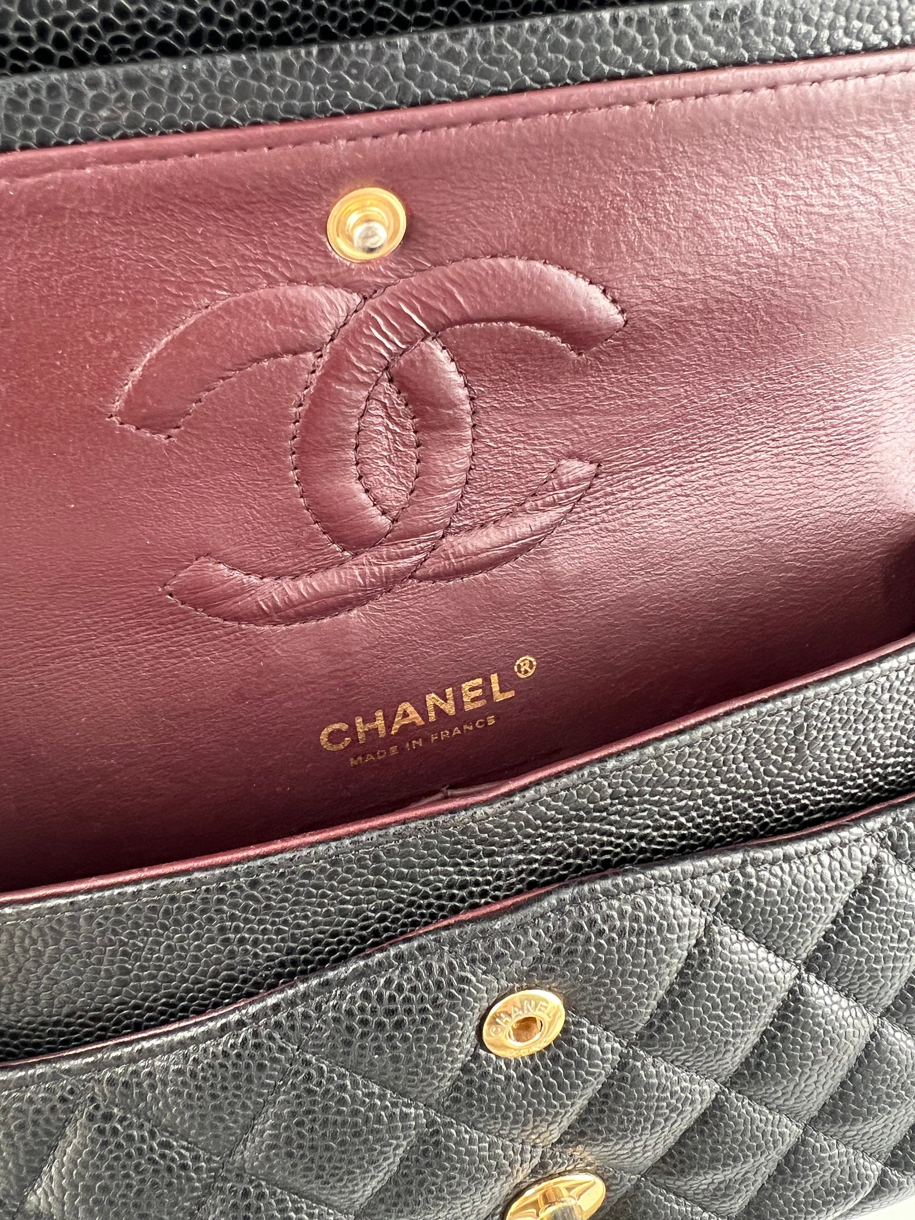 Chanel Caviar Medium Double Flap GHW