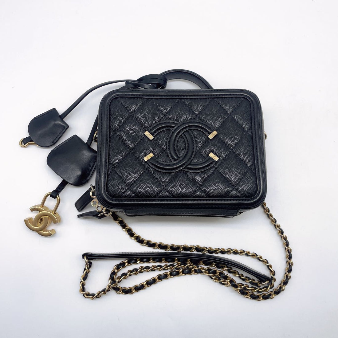Chanel Quilted Caviar Vanity Case Small Filigree Black CC589