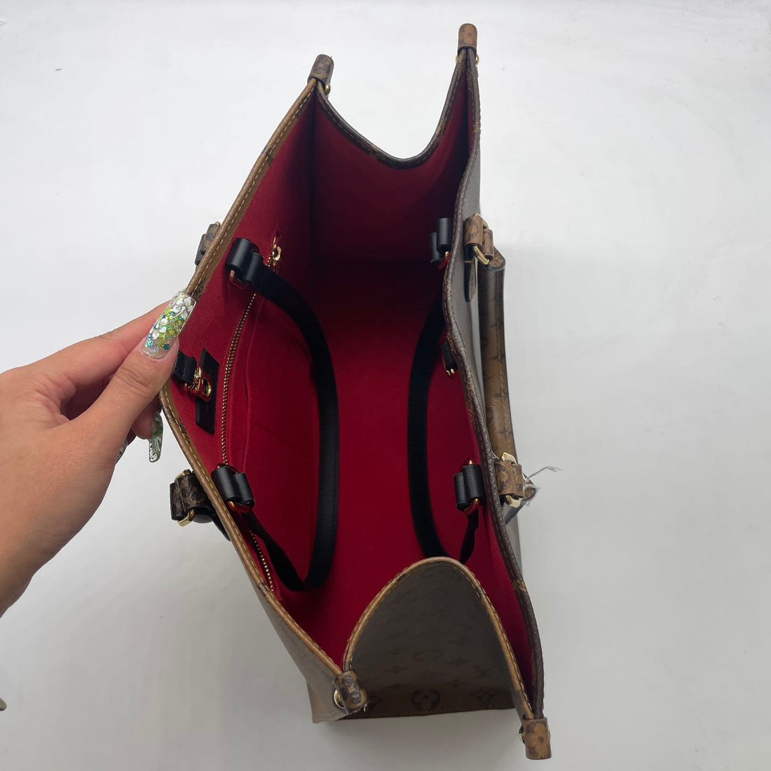 Louis Vuitton On the Go Reverse MM Tote Bag Microchip LV1067